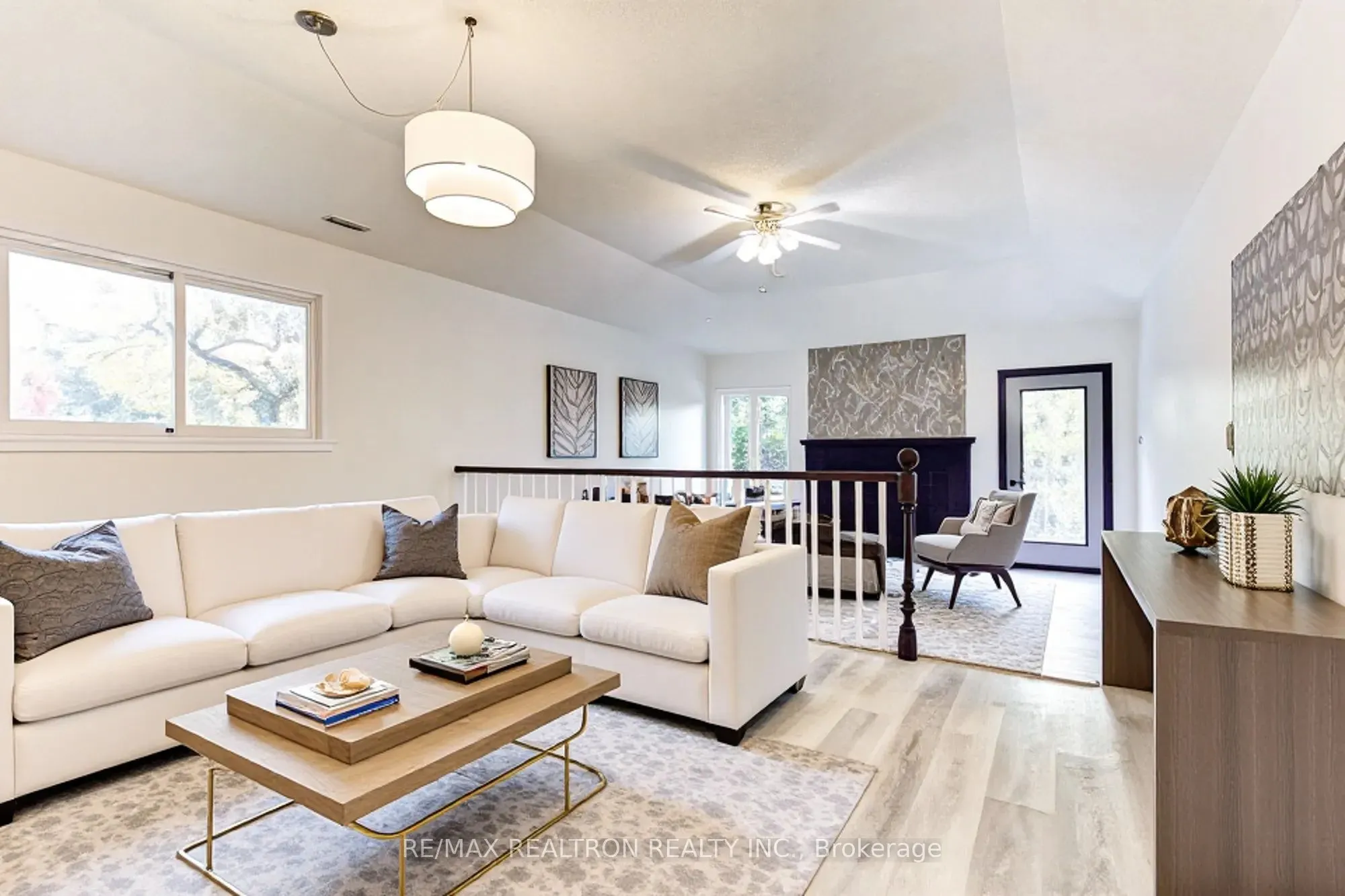 70 Pinnacle Crescent