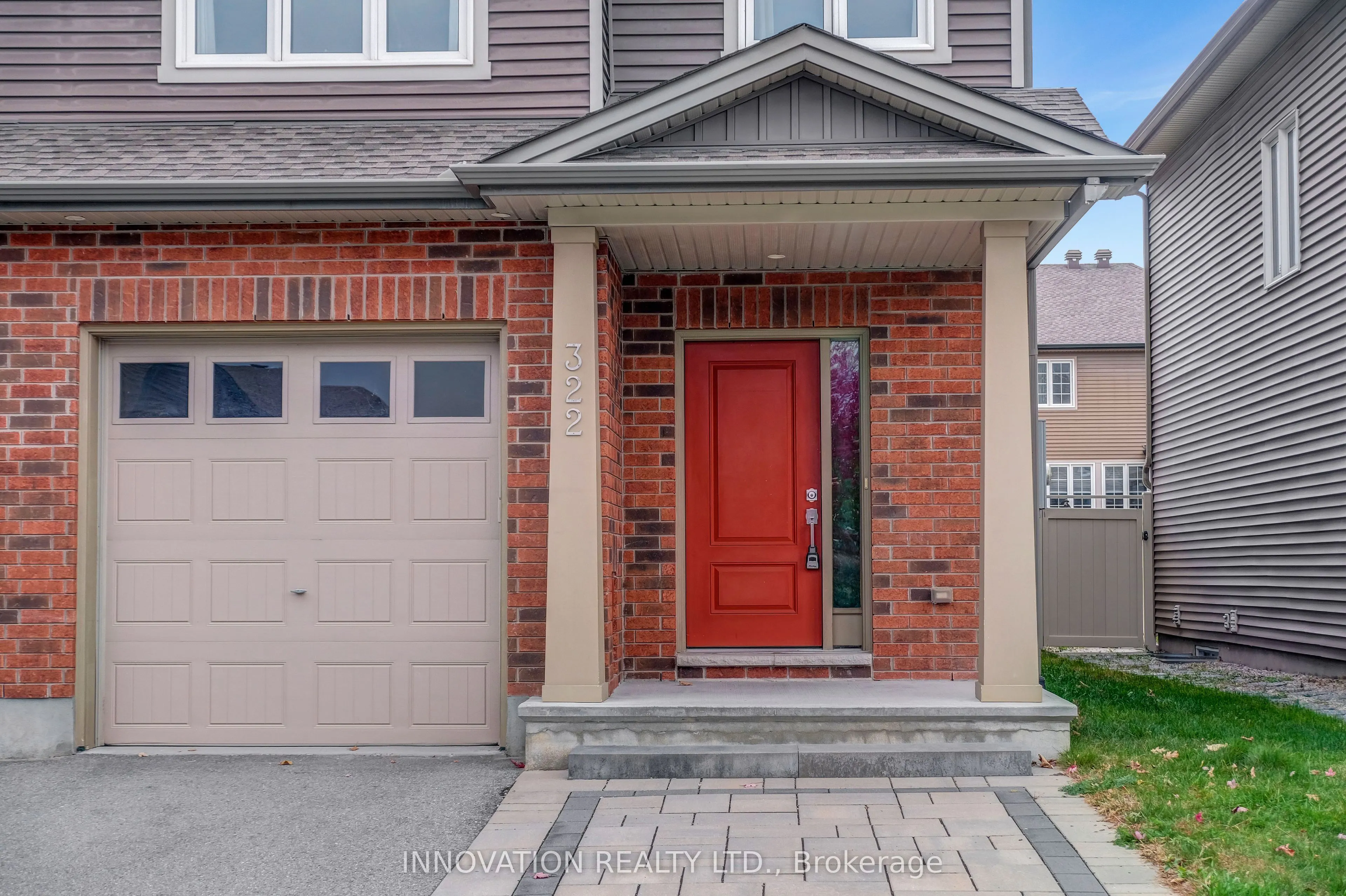 322 Fergus Crescent
