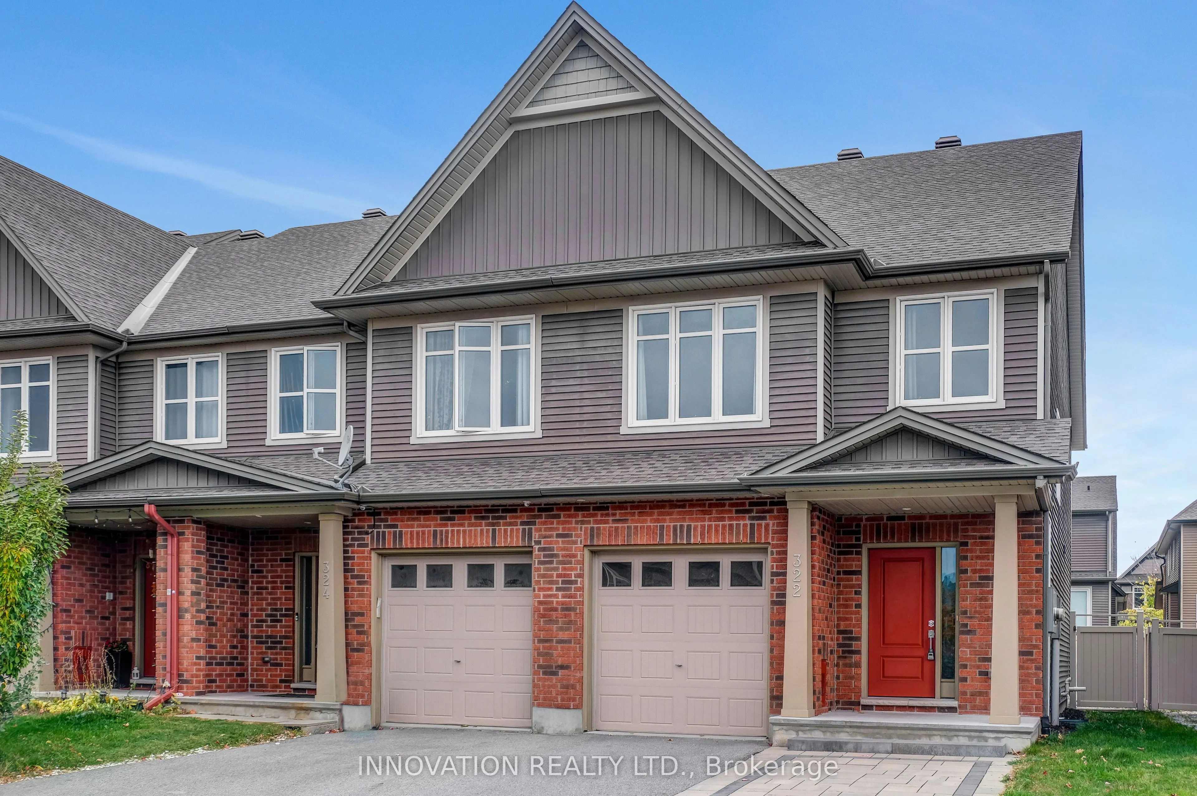 322 Fergus Crescent