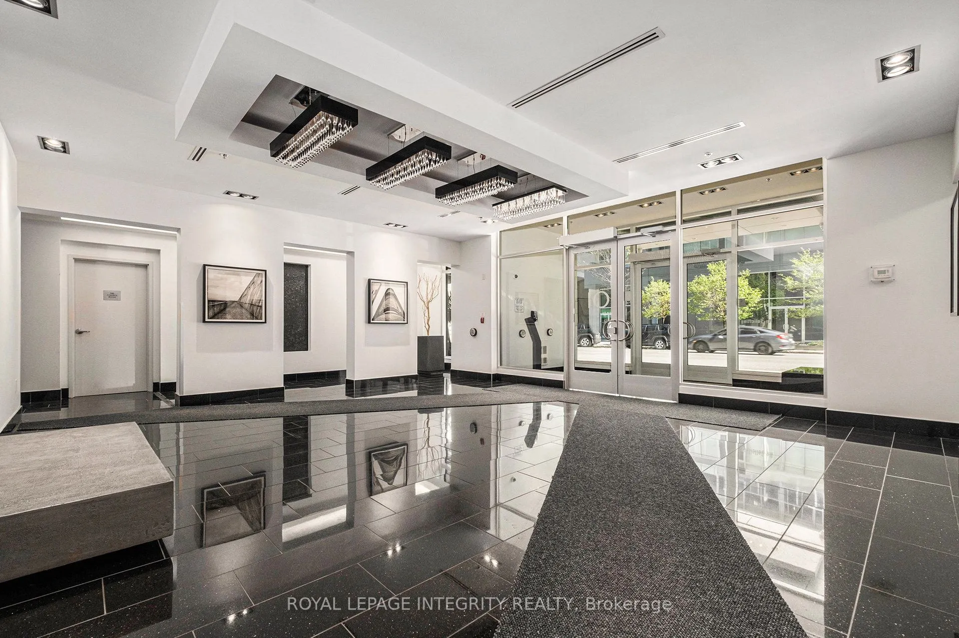 101 Richmond Road, #615