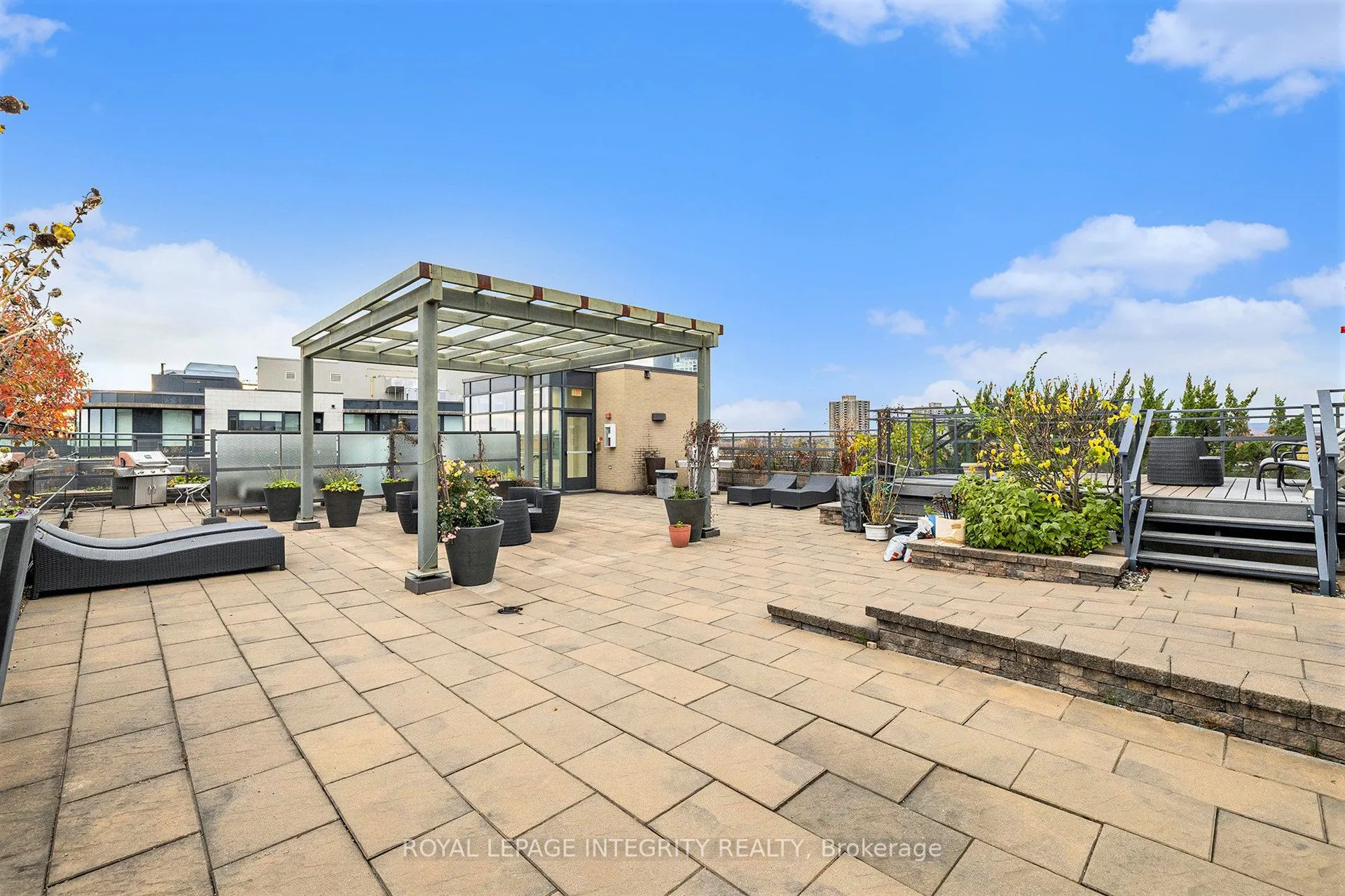 101 Richmond Road, #615