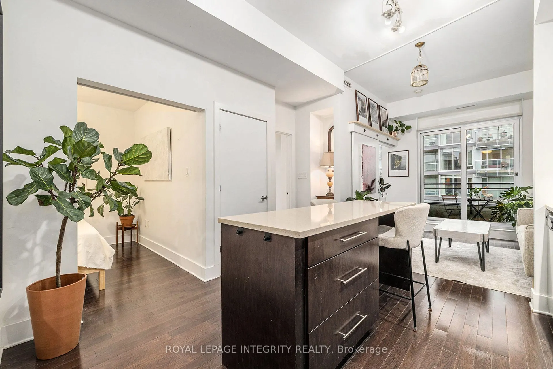 101 Richmond Road, #615