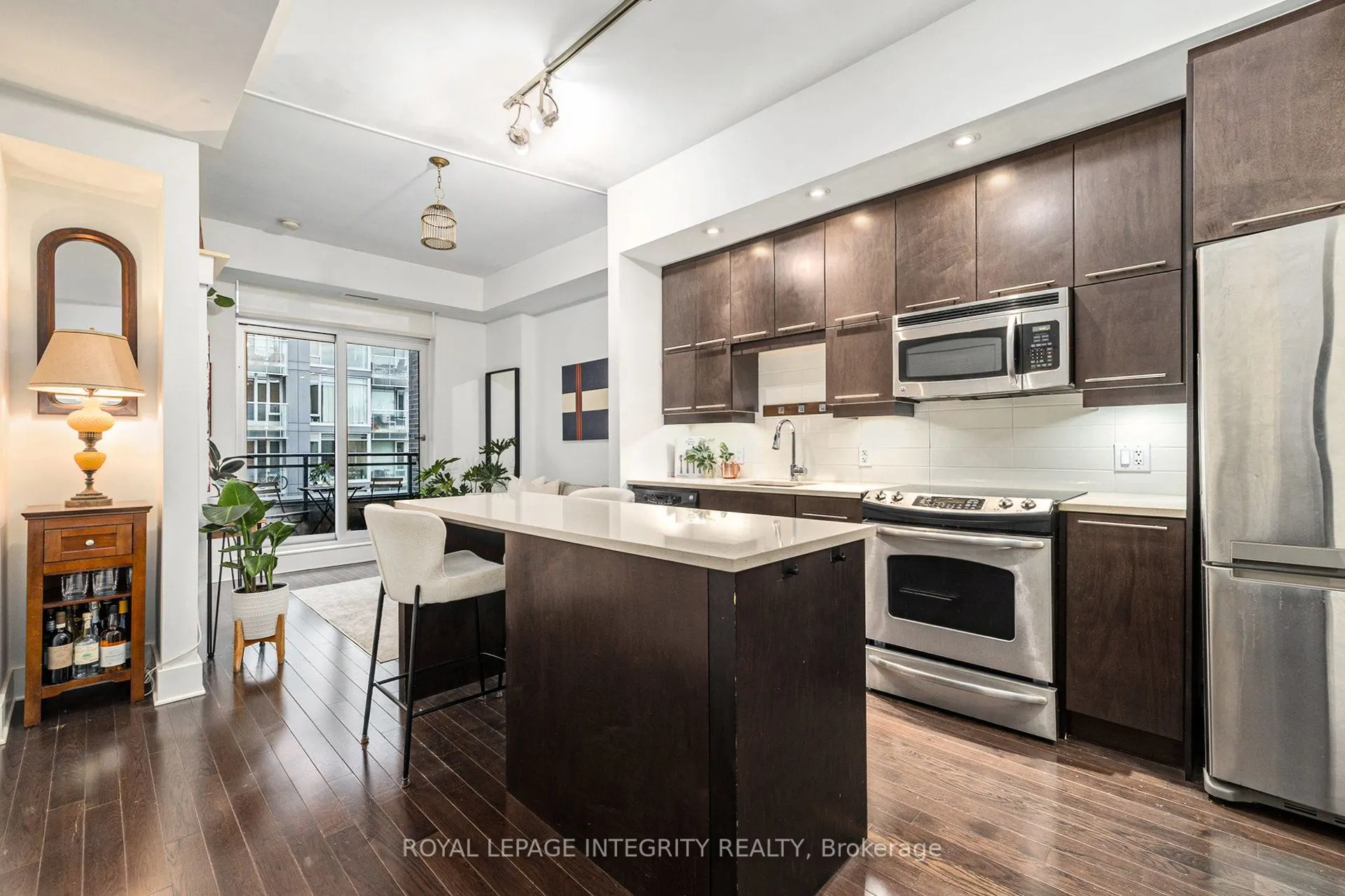 101 Richmond Road, #615