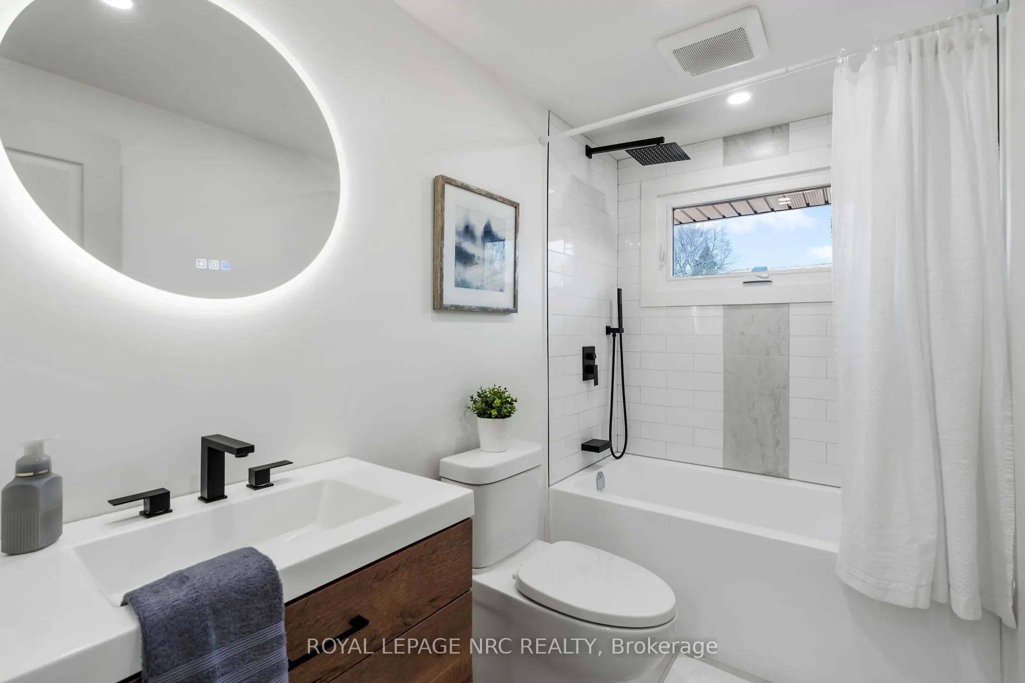 4908 Pettit Avenue, #Upper