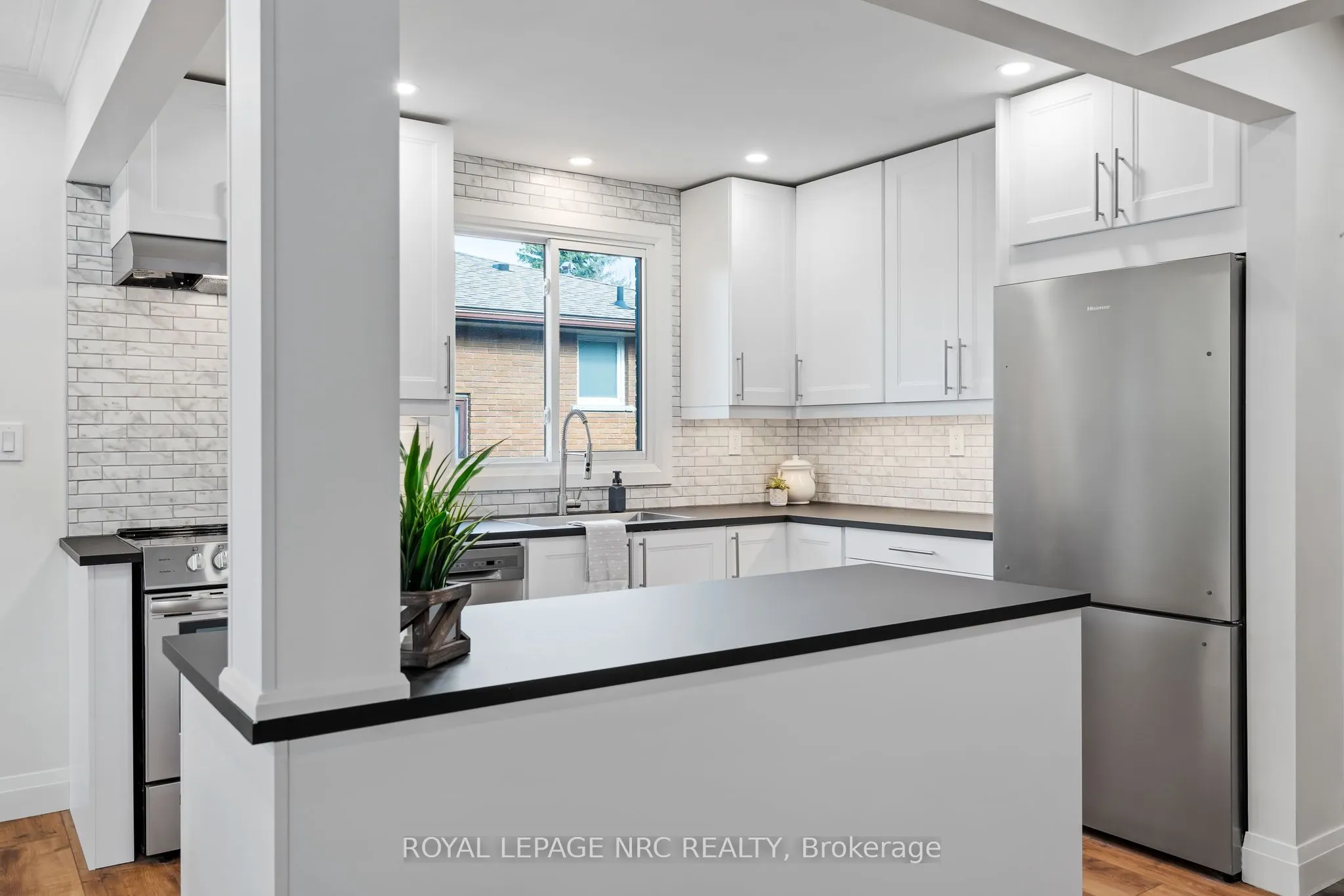4908 Pettit Avenue, #Upper