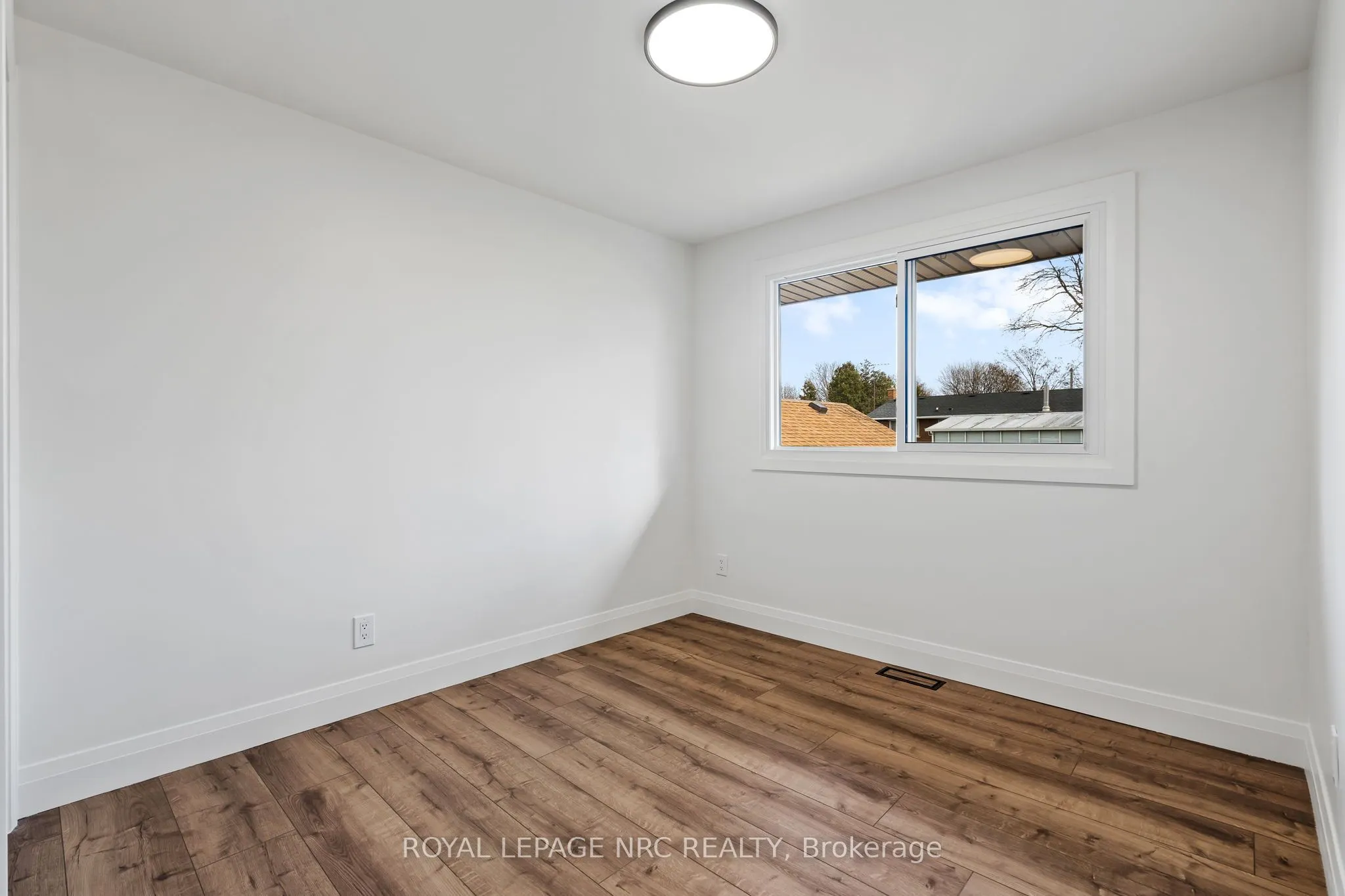 4908 Pettit Avenue, #Upper