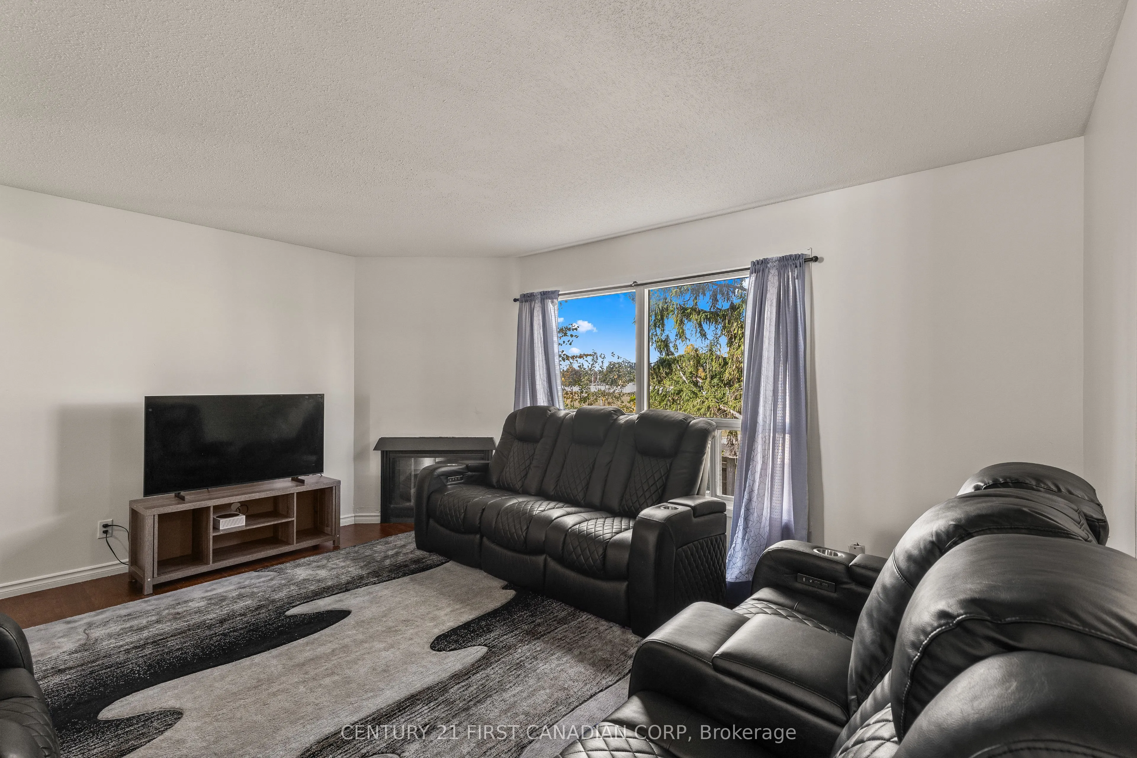 595 THIRD Street, #36