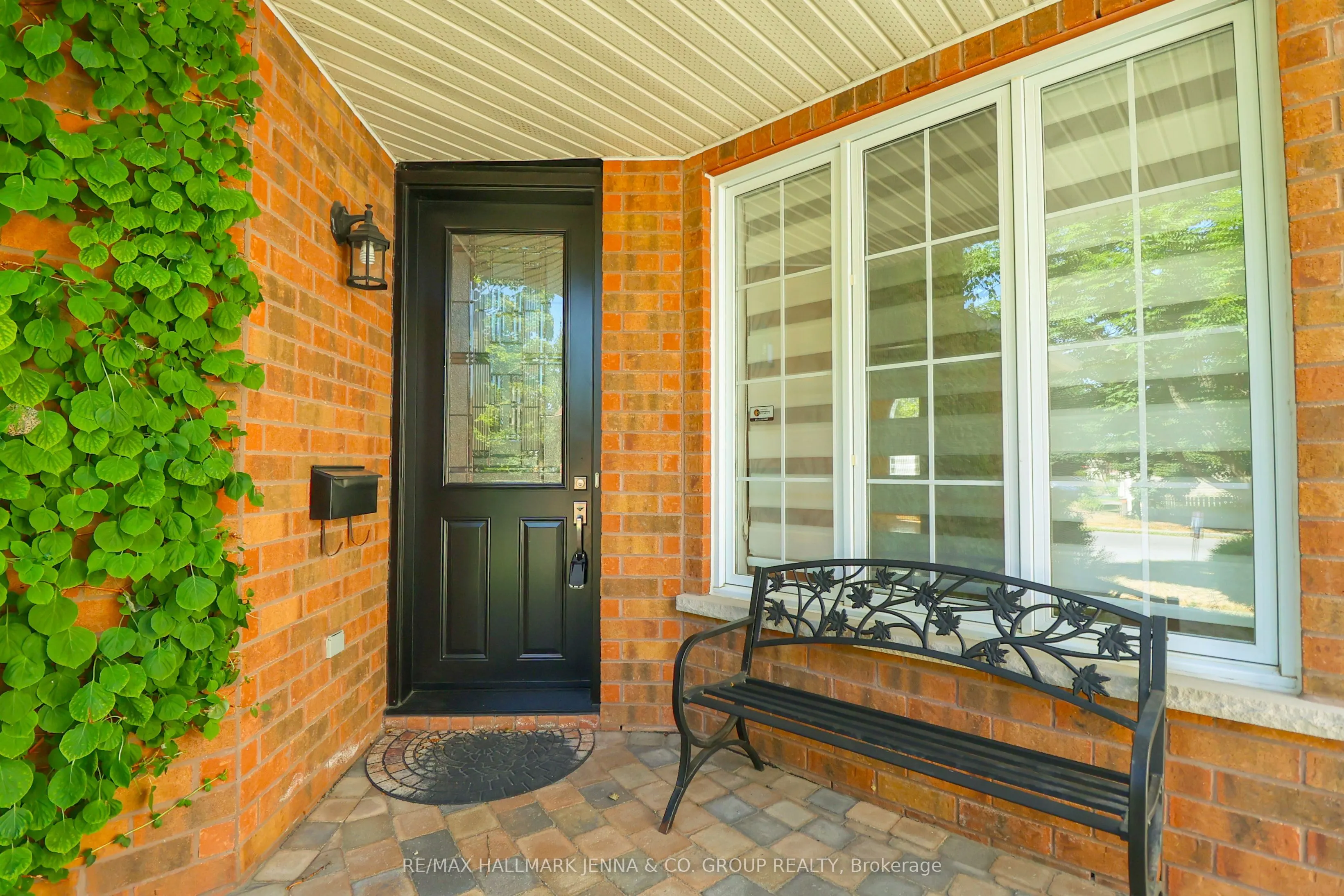 6 Bellingham Place
