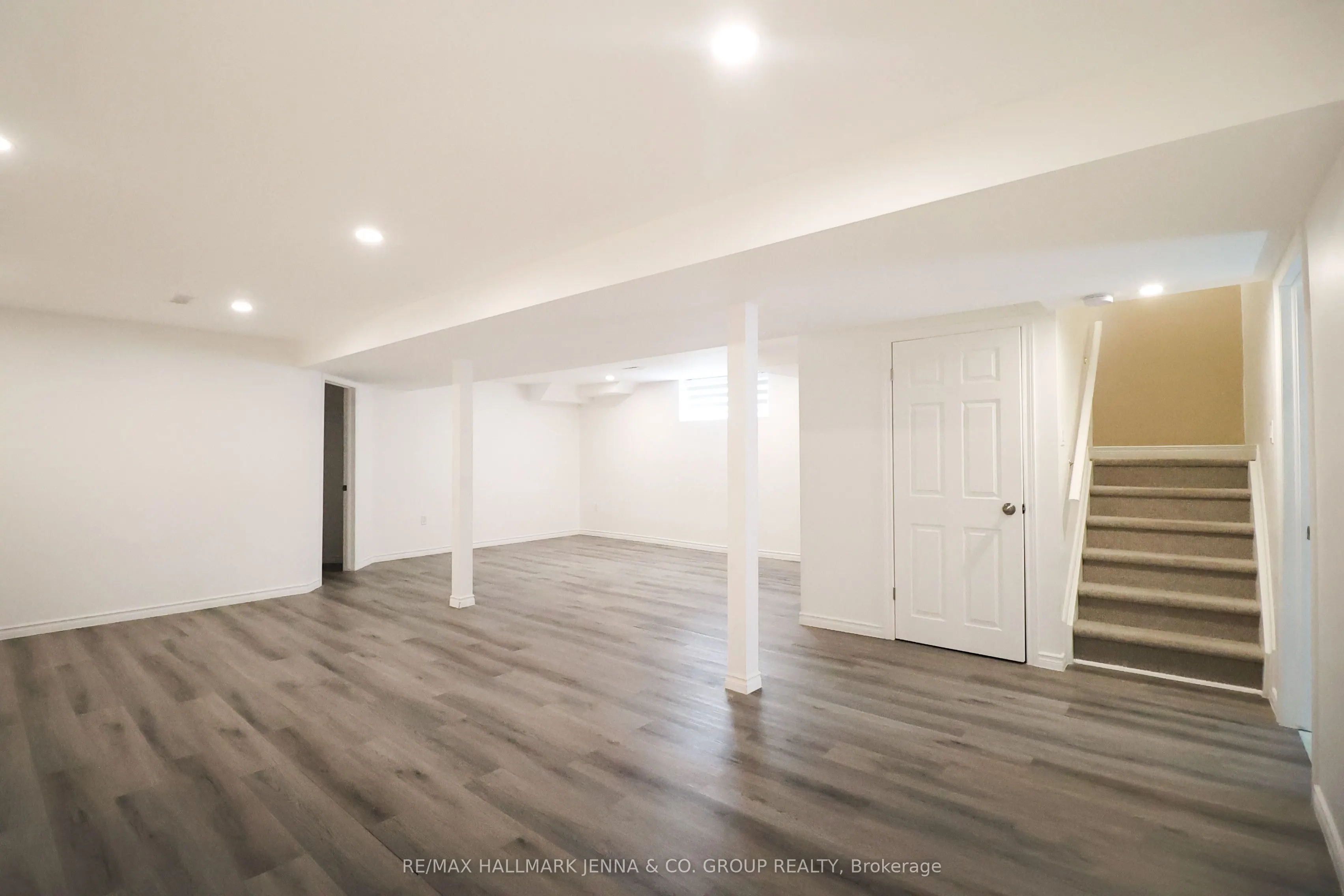 6 Bellingham Place
