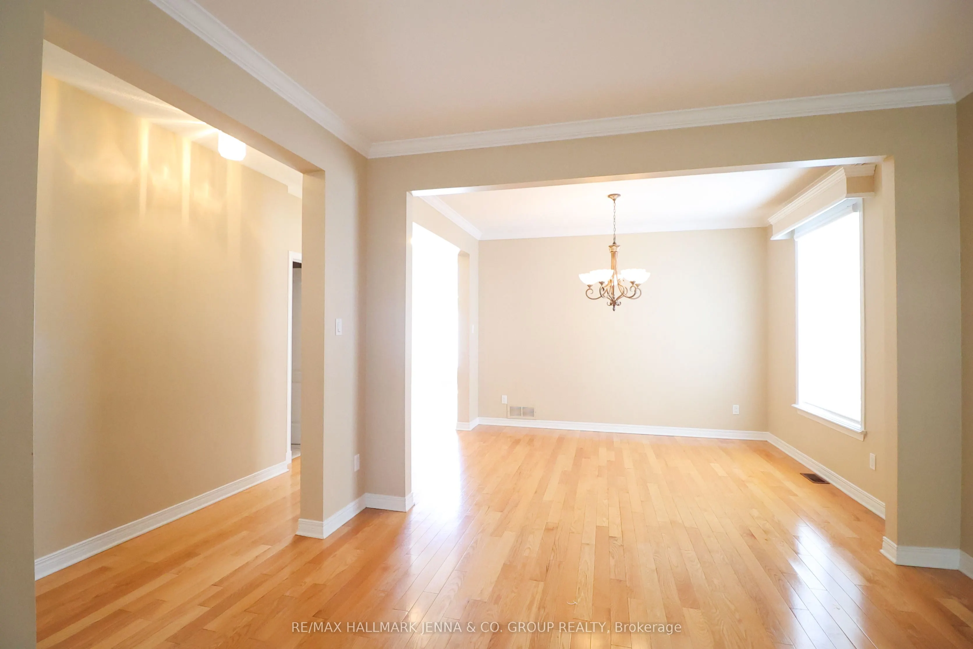 6 Bellingham Place