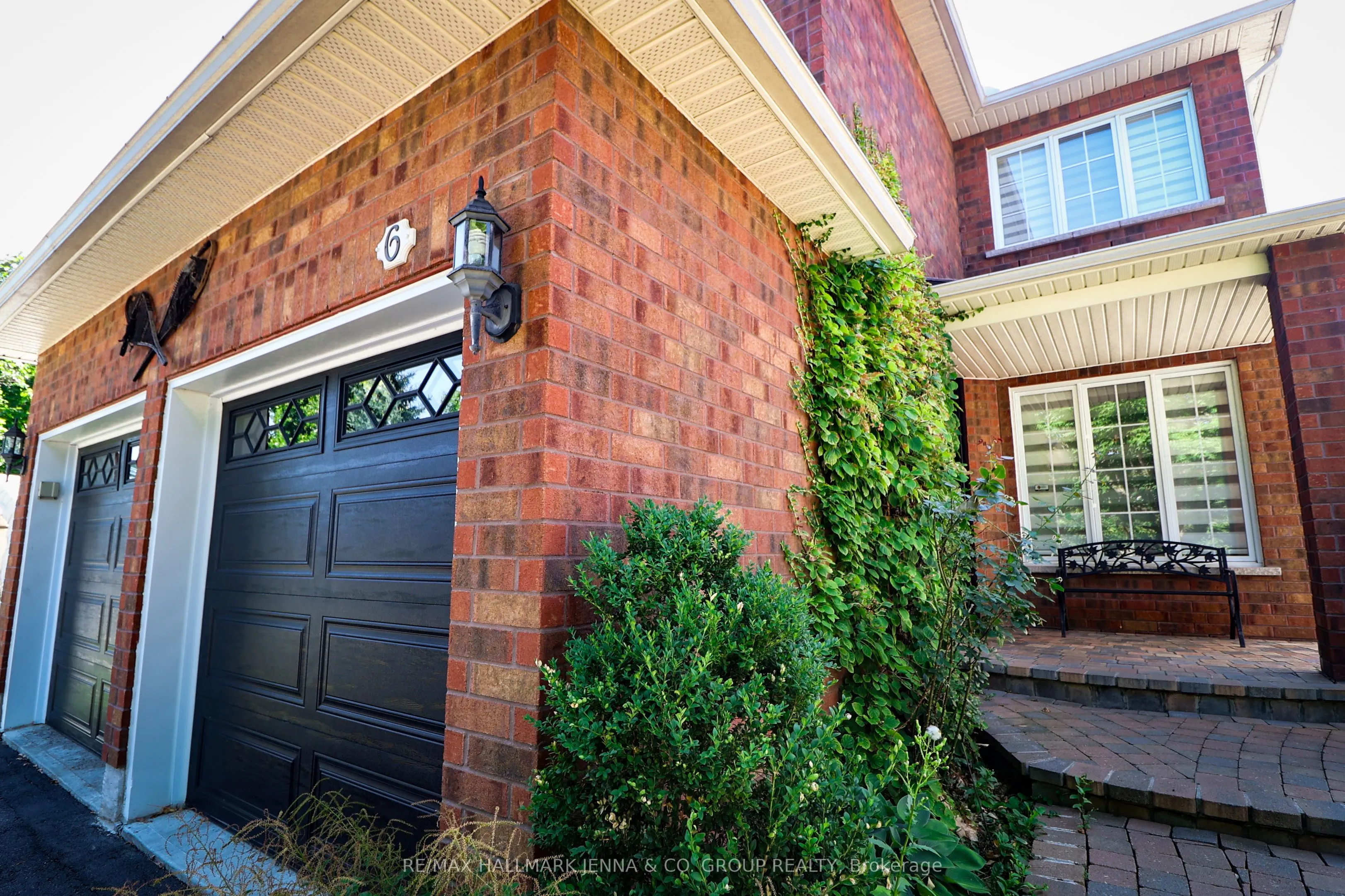 6 Bellingham Place