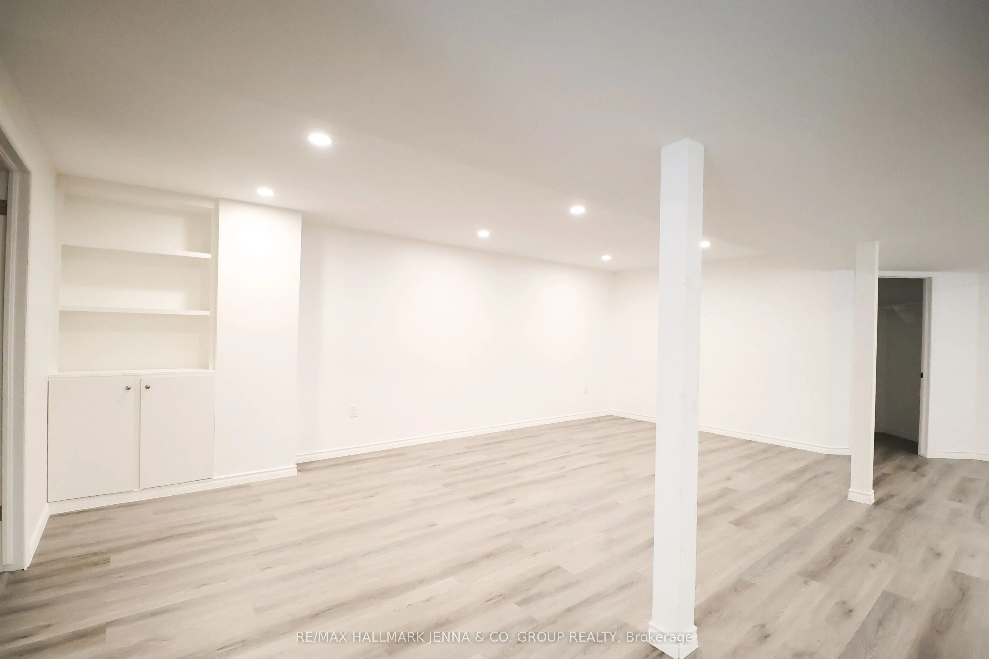 6 Bellingham Place
