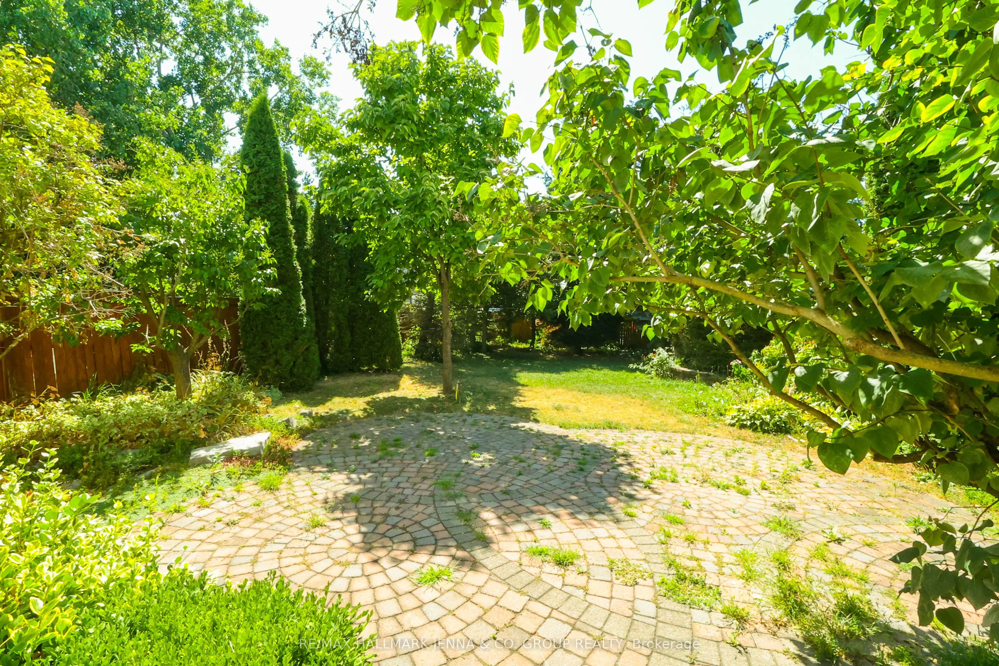 6 Bellingham Place