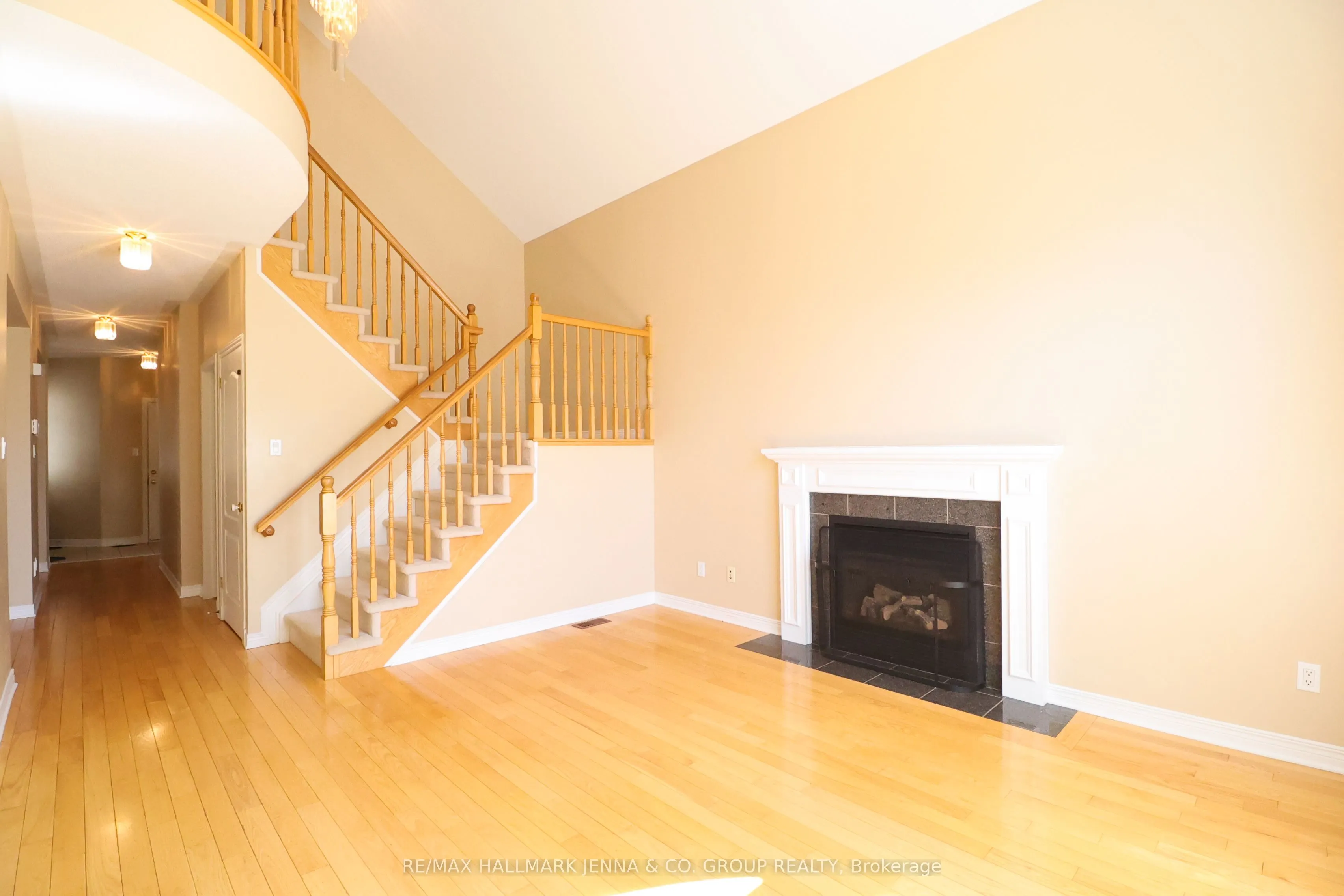 6 Bellingham Place