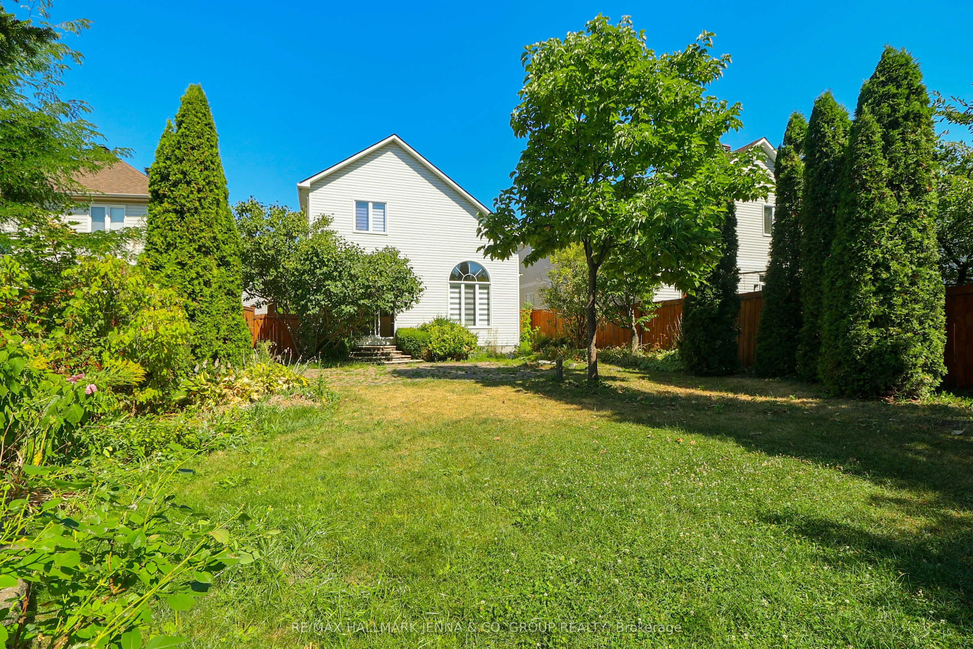 6 Bellingham Place