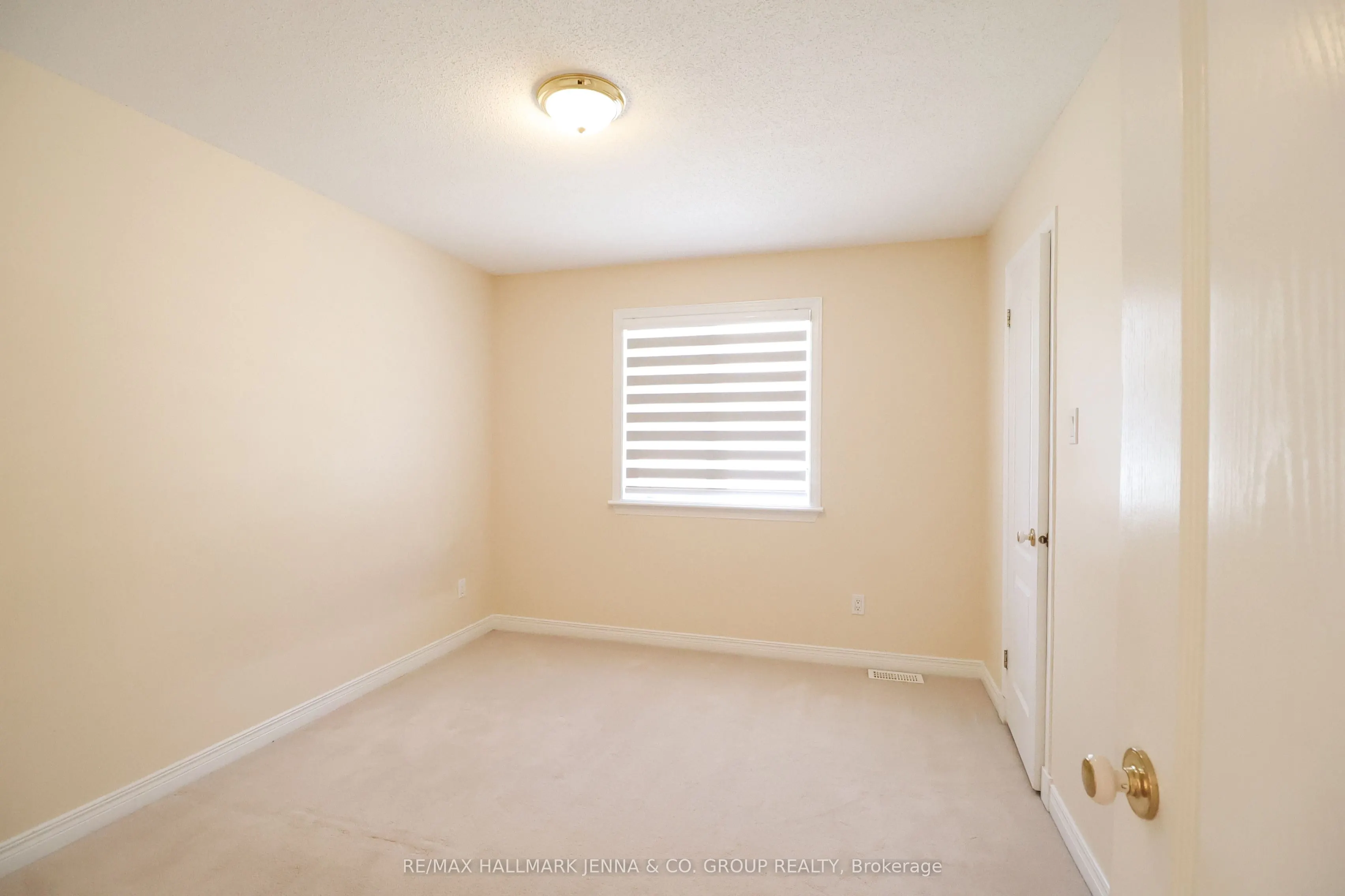 6 Bellingham Place
