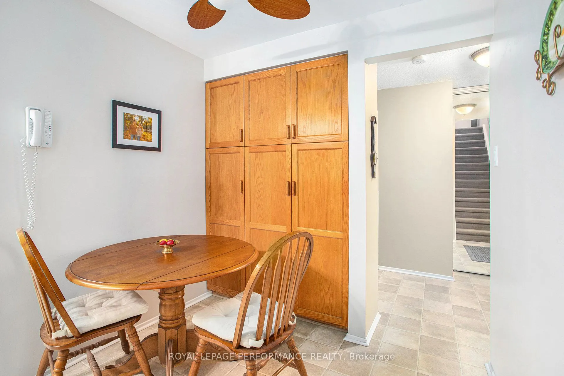 6097 Forestglen Crescent