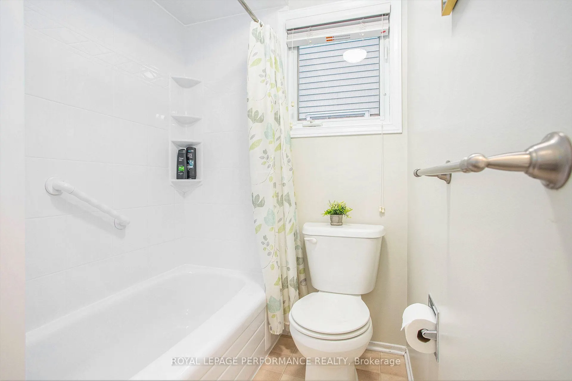 6097 Forestglen Crescent