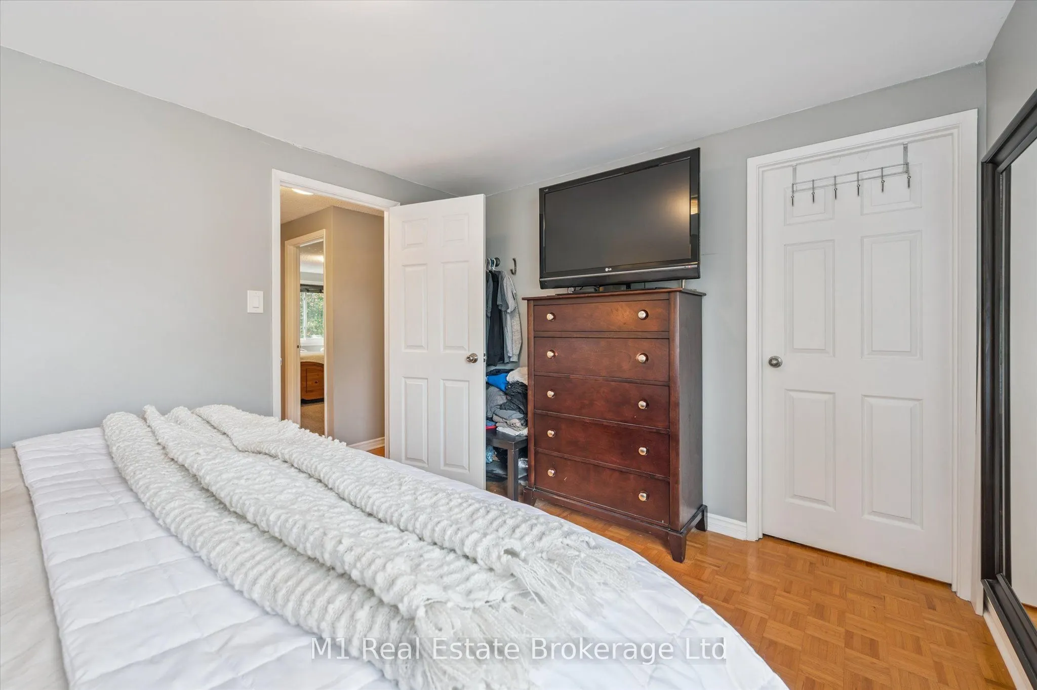 120 Country Club Drive, #41