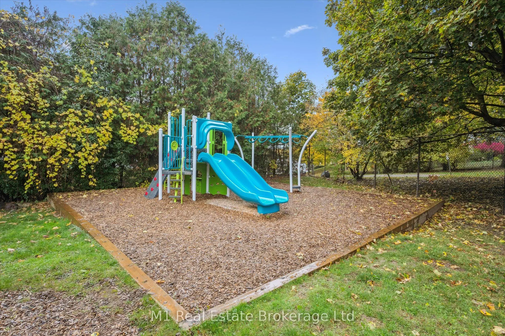 120 Country Club Drive, #41