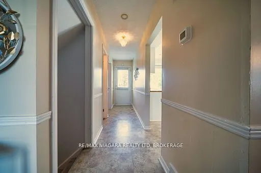 26 CRESTCOMBE Road
