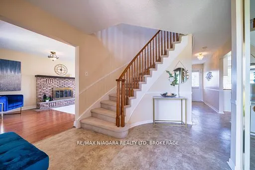 26 CRESTCOMBE Road