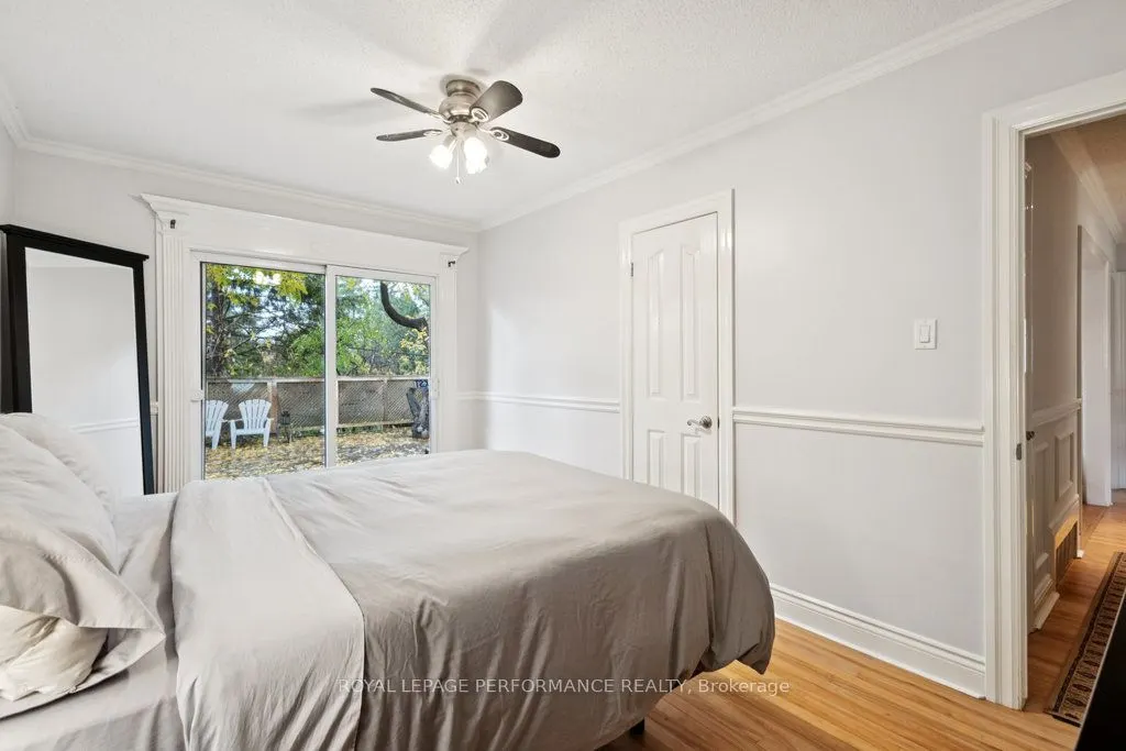 1834 Russell Road