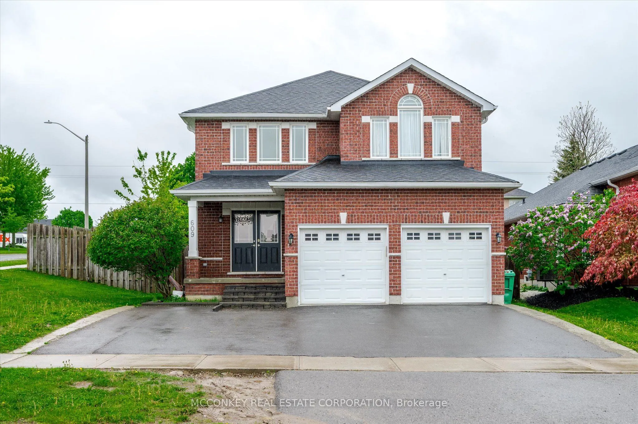 609 ACKERMAN Crescent