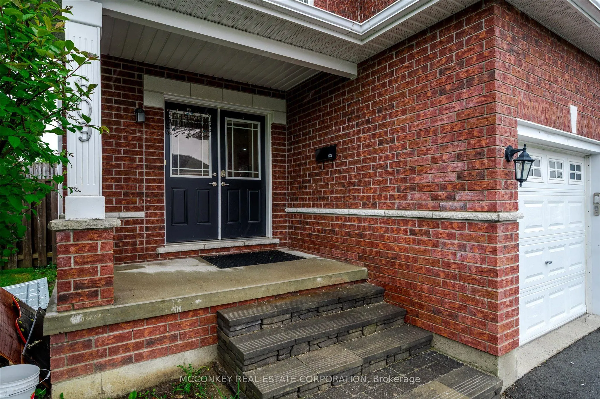 609 ACKERMAN Crescent