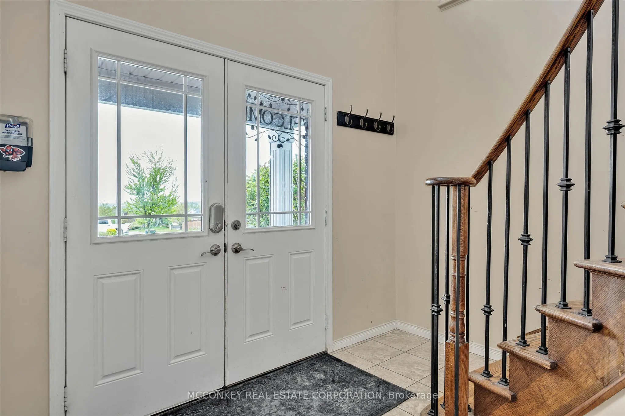 609 ACKERMAN Crescent