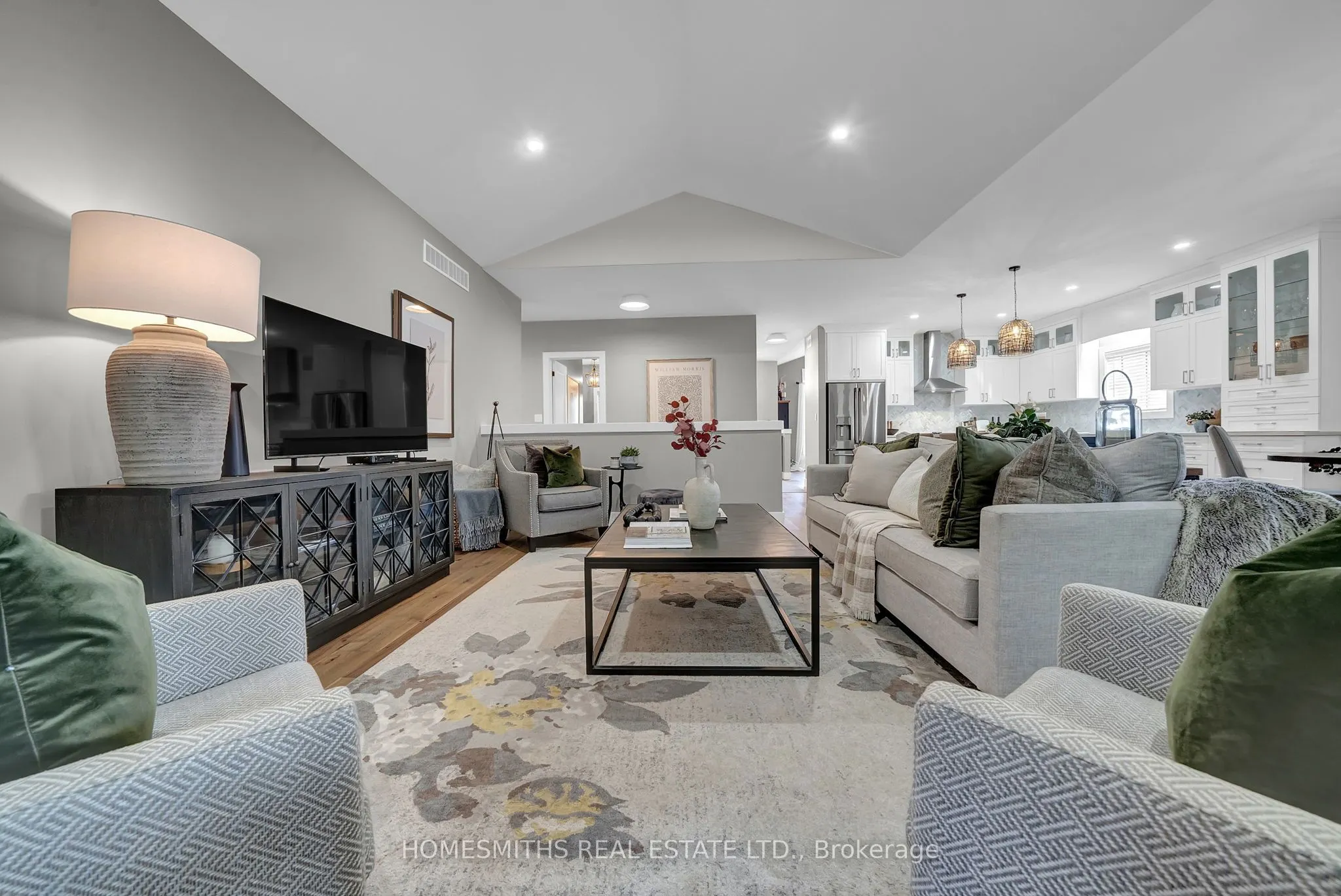 12 Riverside Trail
