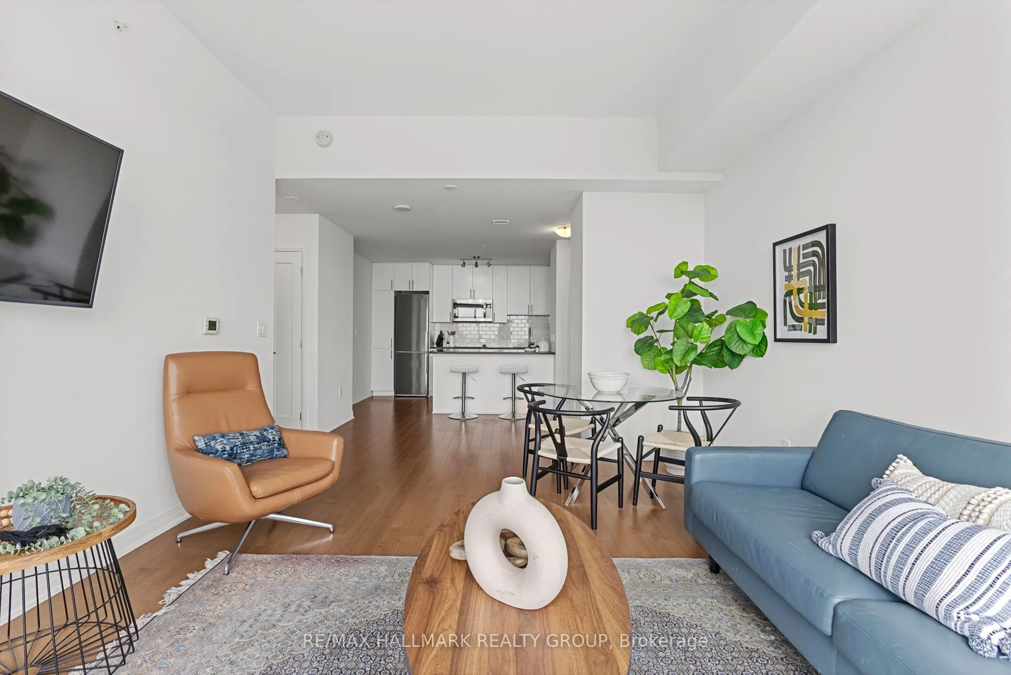 805 Carling Avenue, #4005