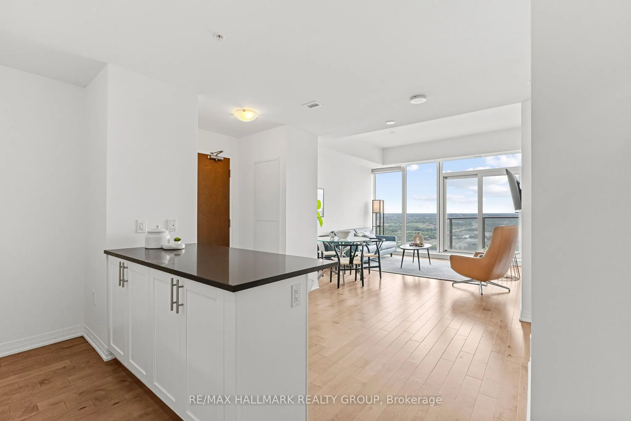 805 Carling Avenue, #4005