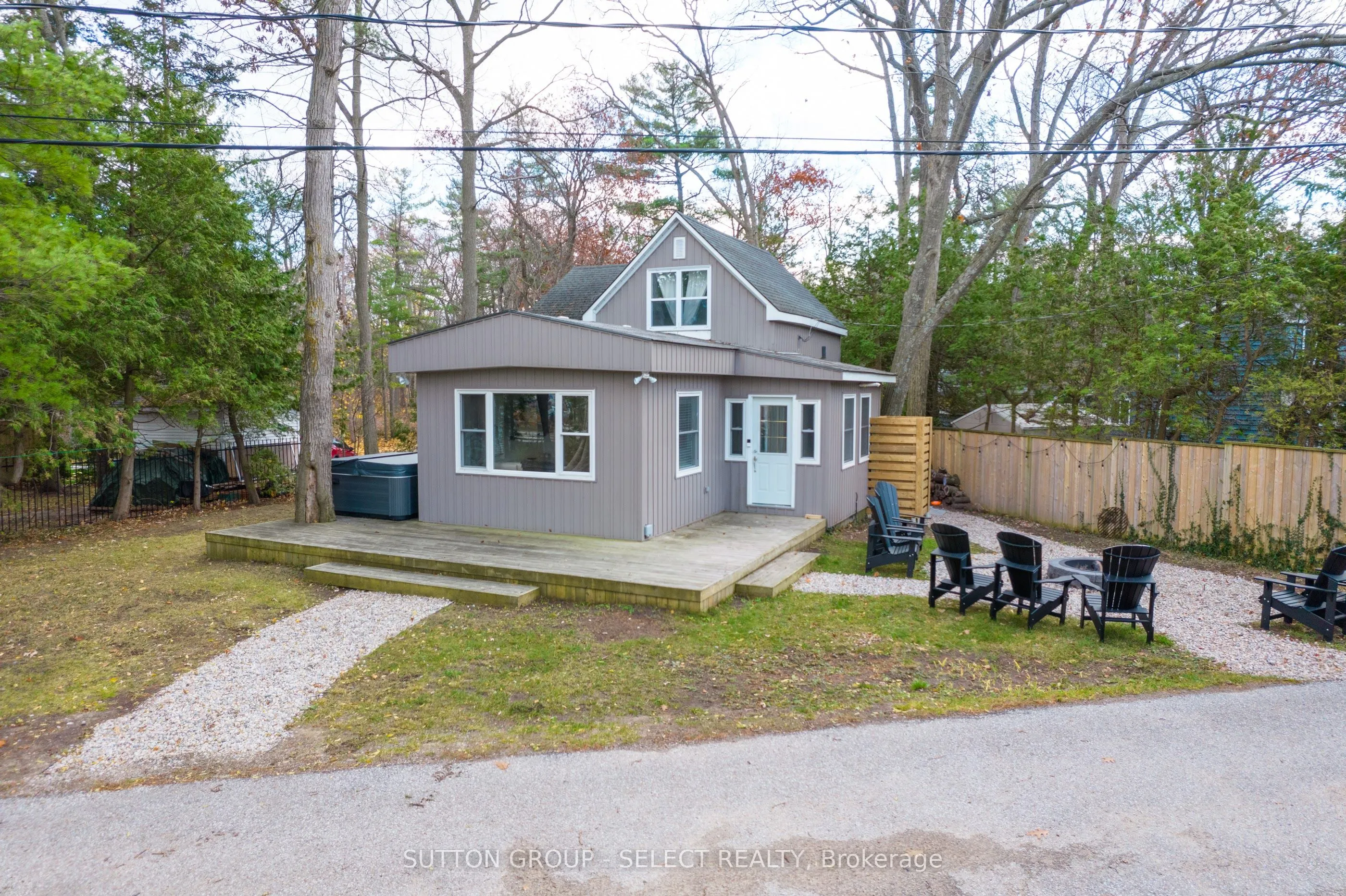 42 SHORELINE Drive