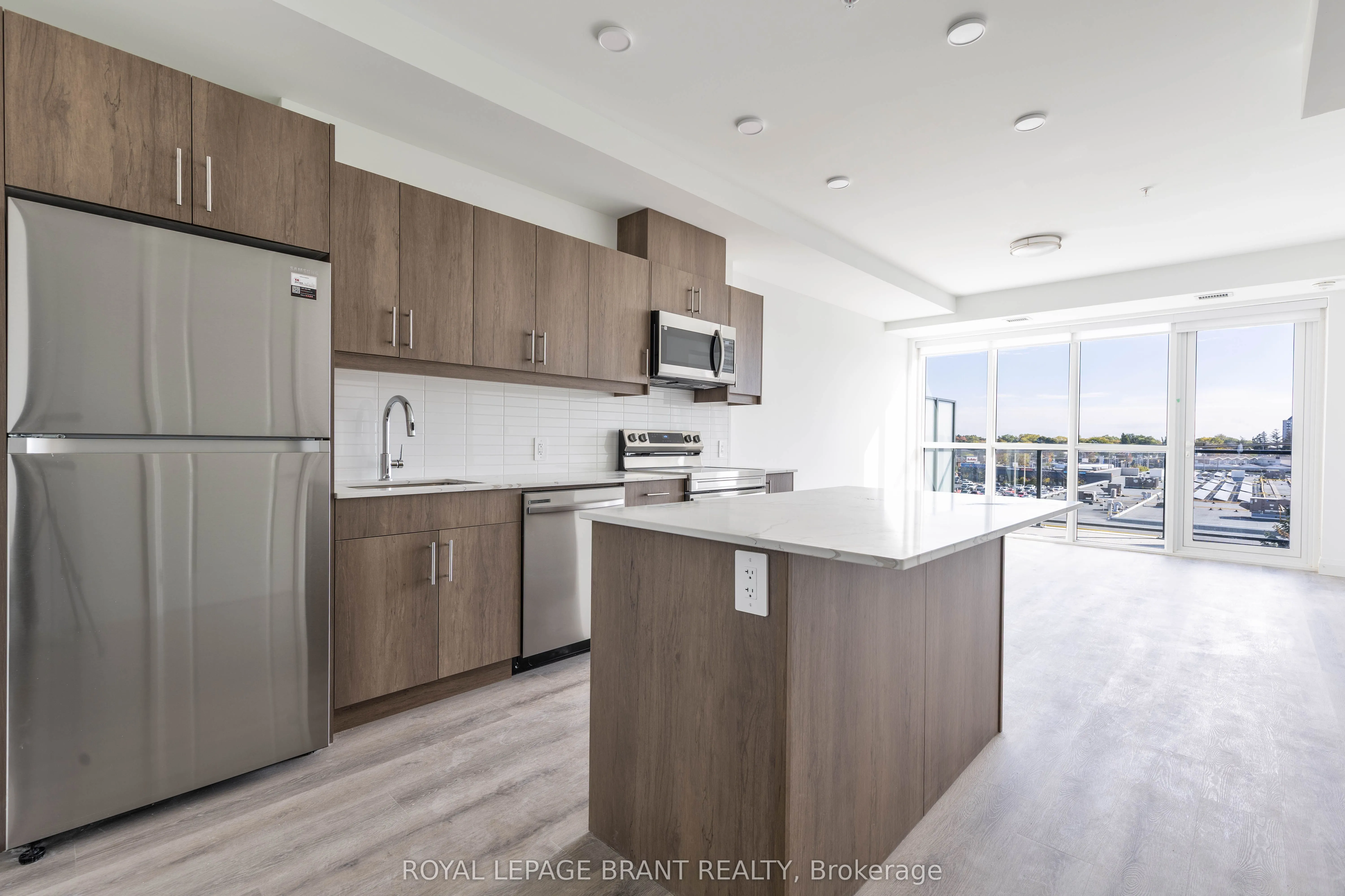 1333 Weber Street E, #403