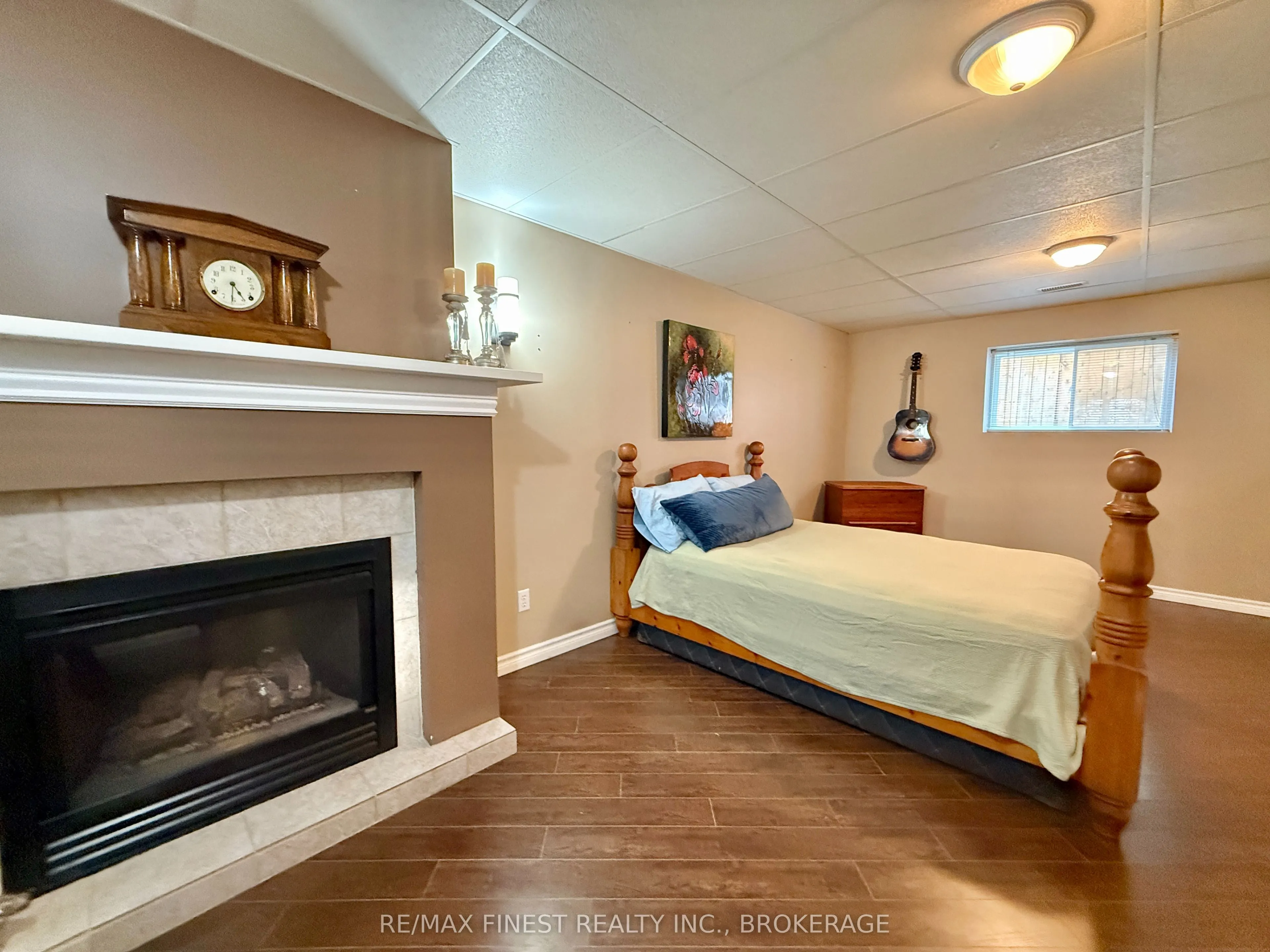 812 Palace Road