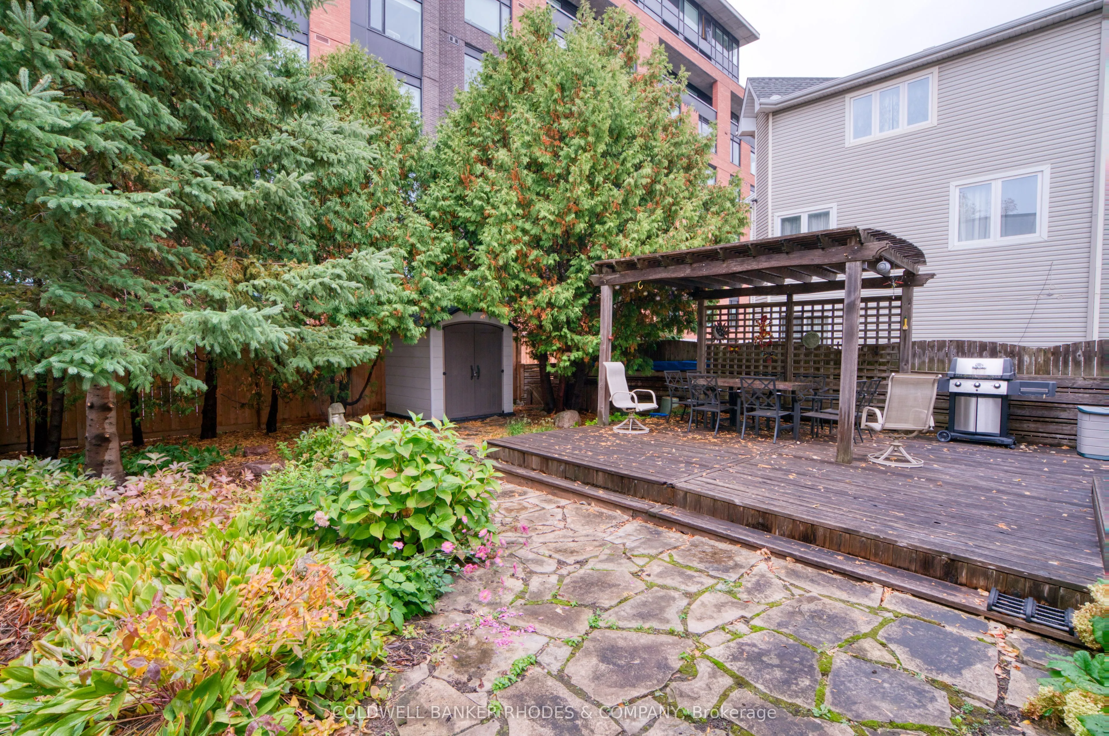 118 Robinson Avenue