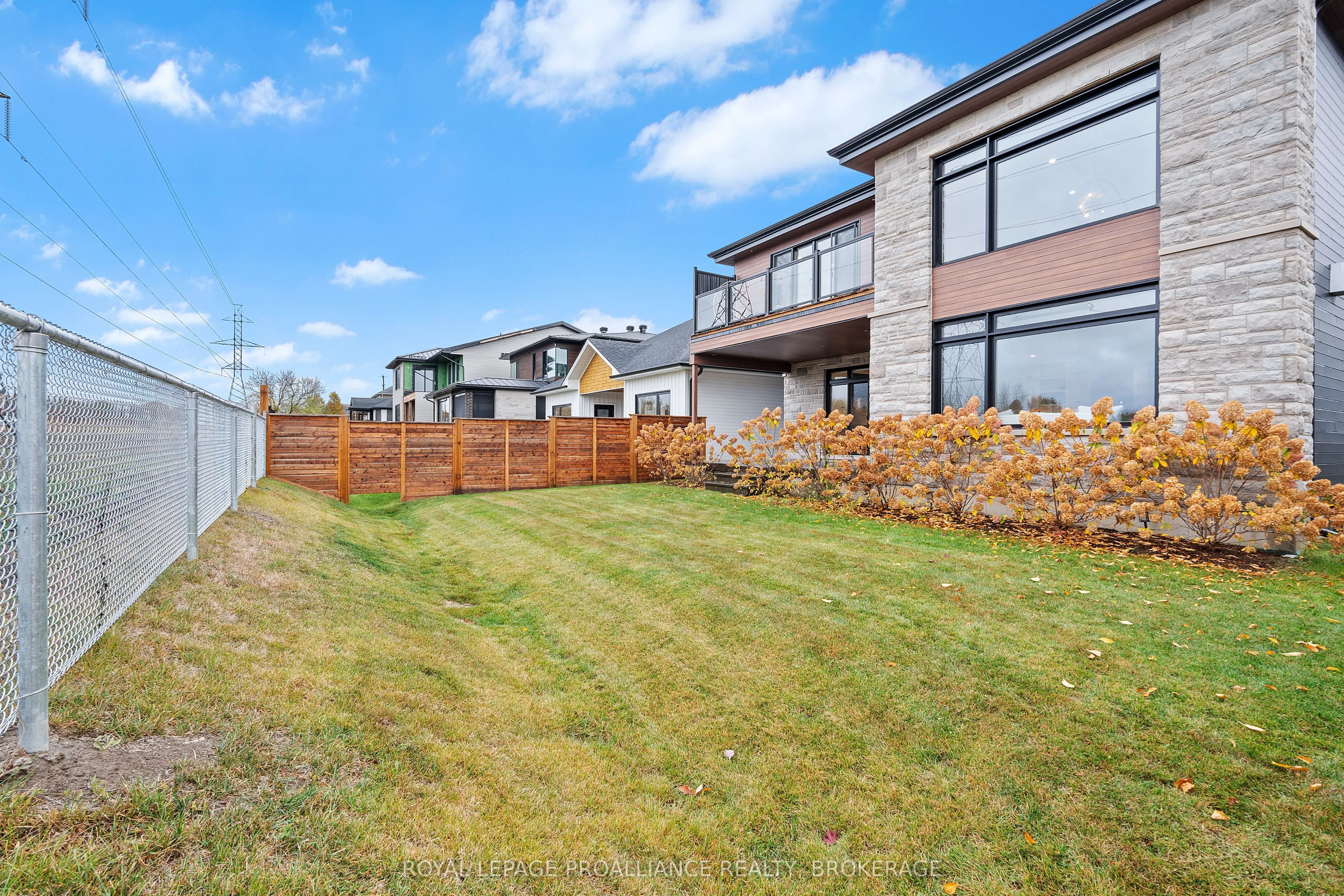 832 Windermere Drive