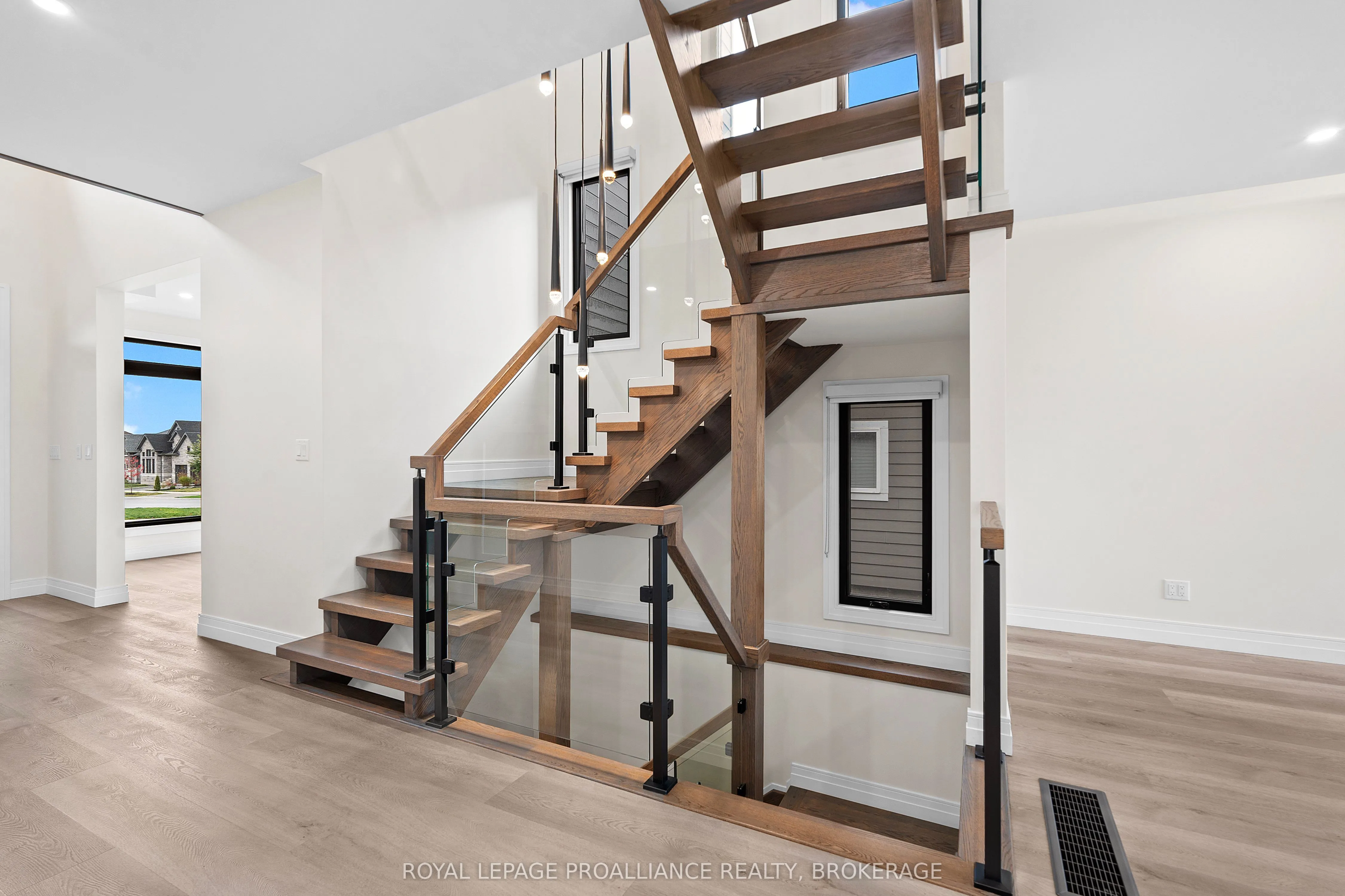 832 Windermere Drive