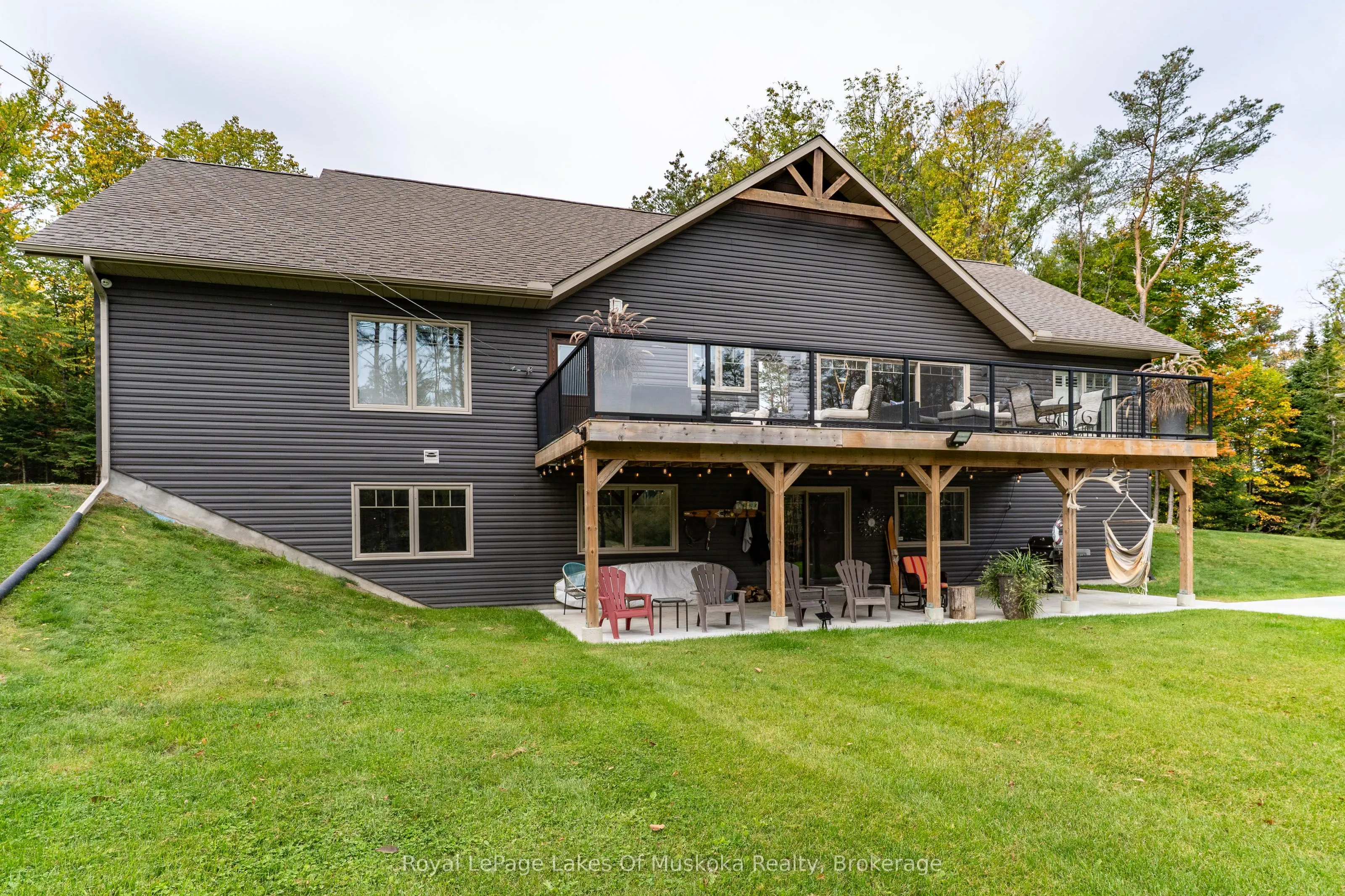 461 Rowanwood Road