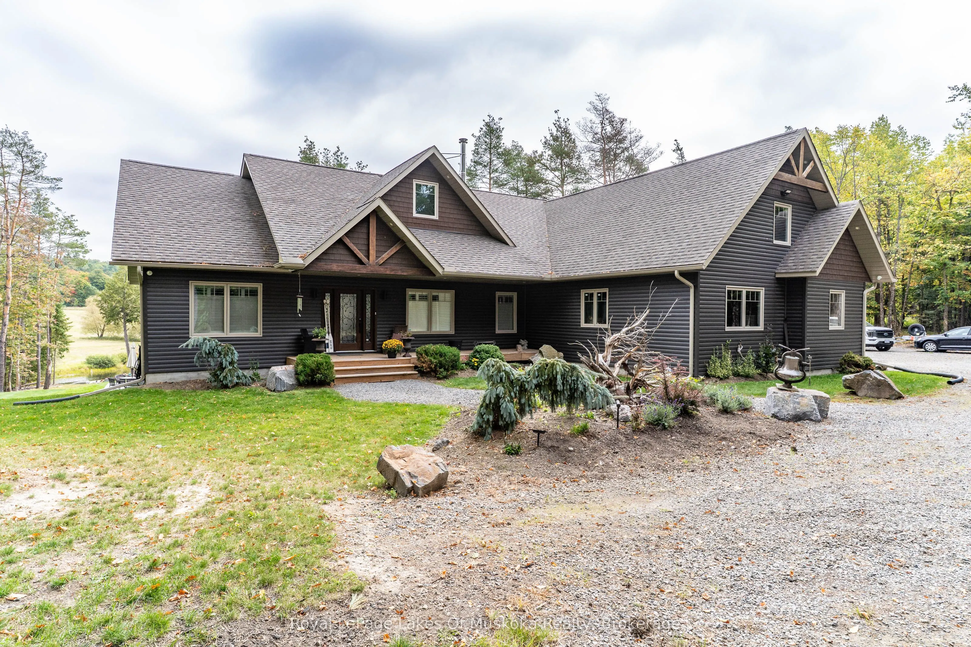 461 Rowanwood Road