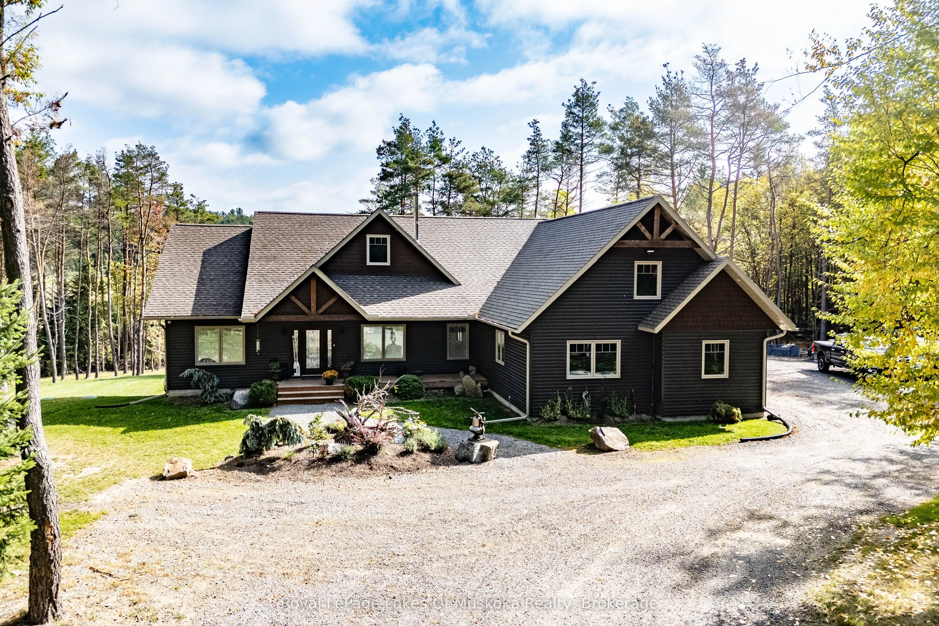 461 Rowanwood Road