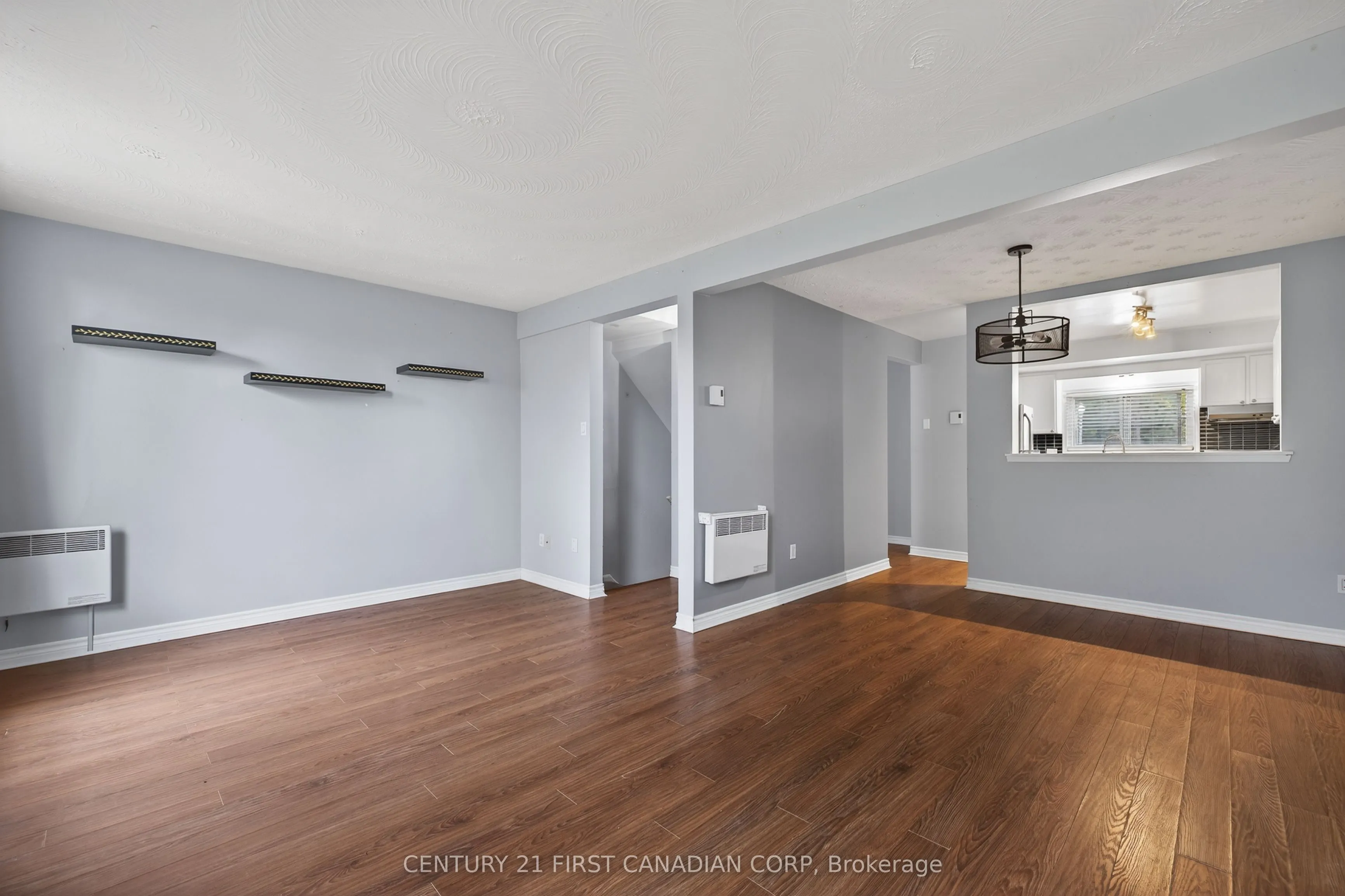 636 Wilkins Street, #5