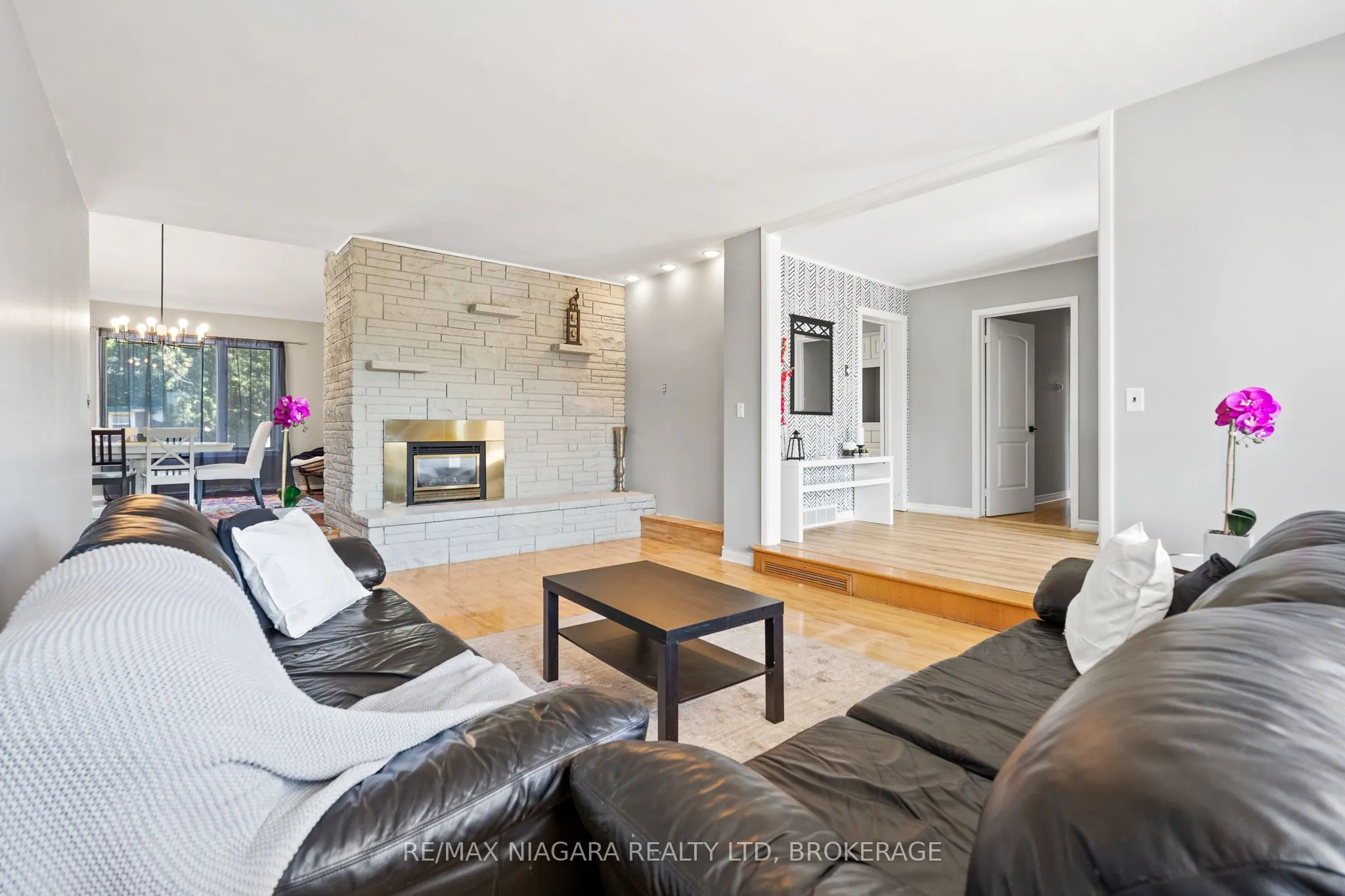 290 Lakeshore Road