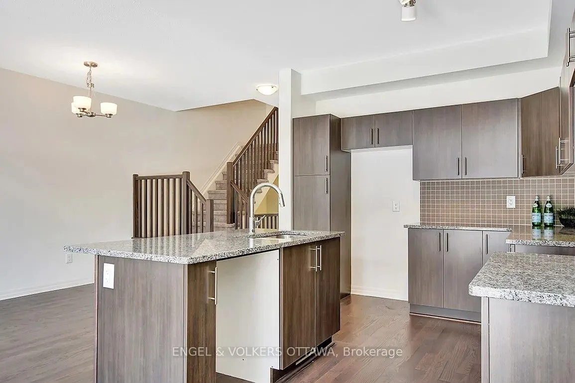 165 Overberg Way
