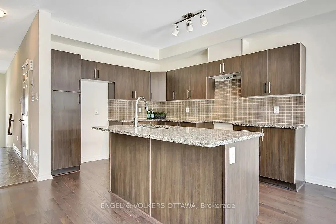 165 Overberg Way