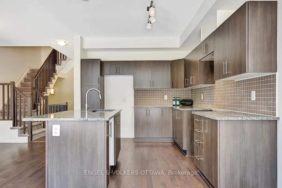 165 Overberg Way
