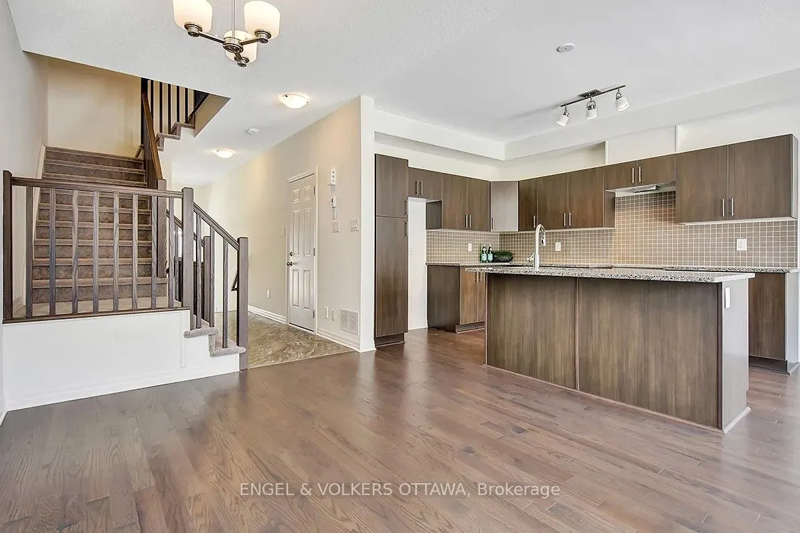 165 Overberg Way