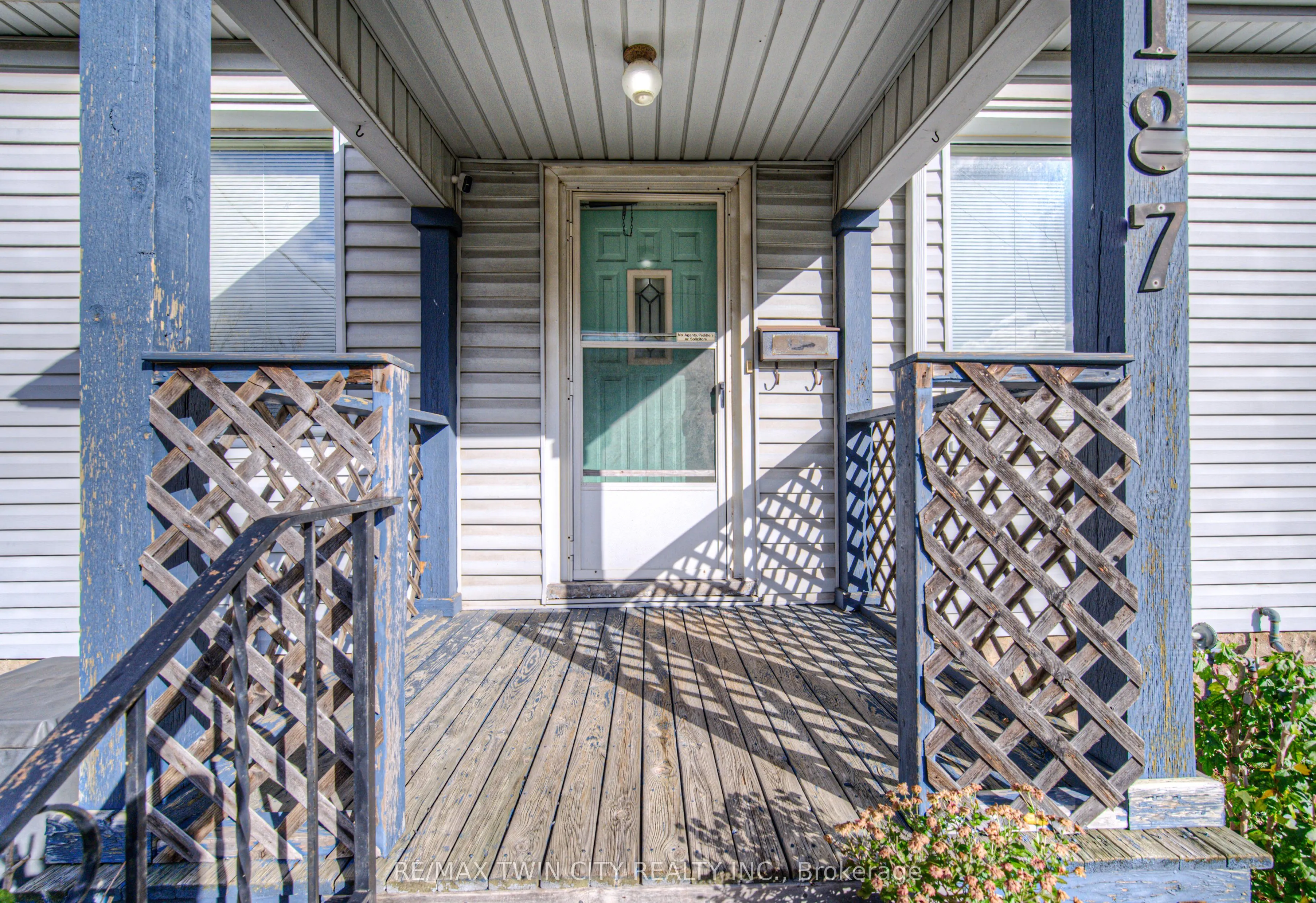 187 RAWDON Street