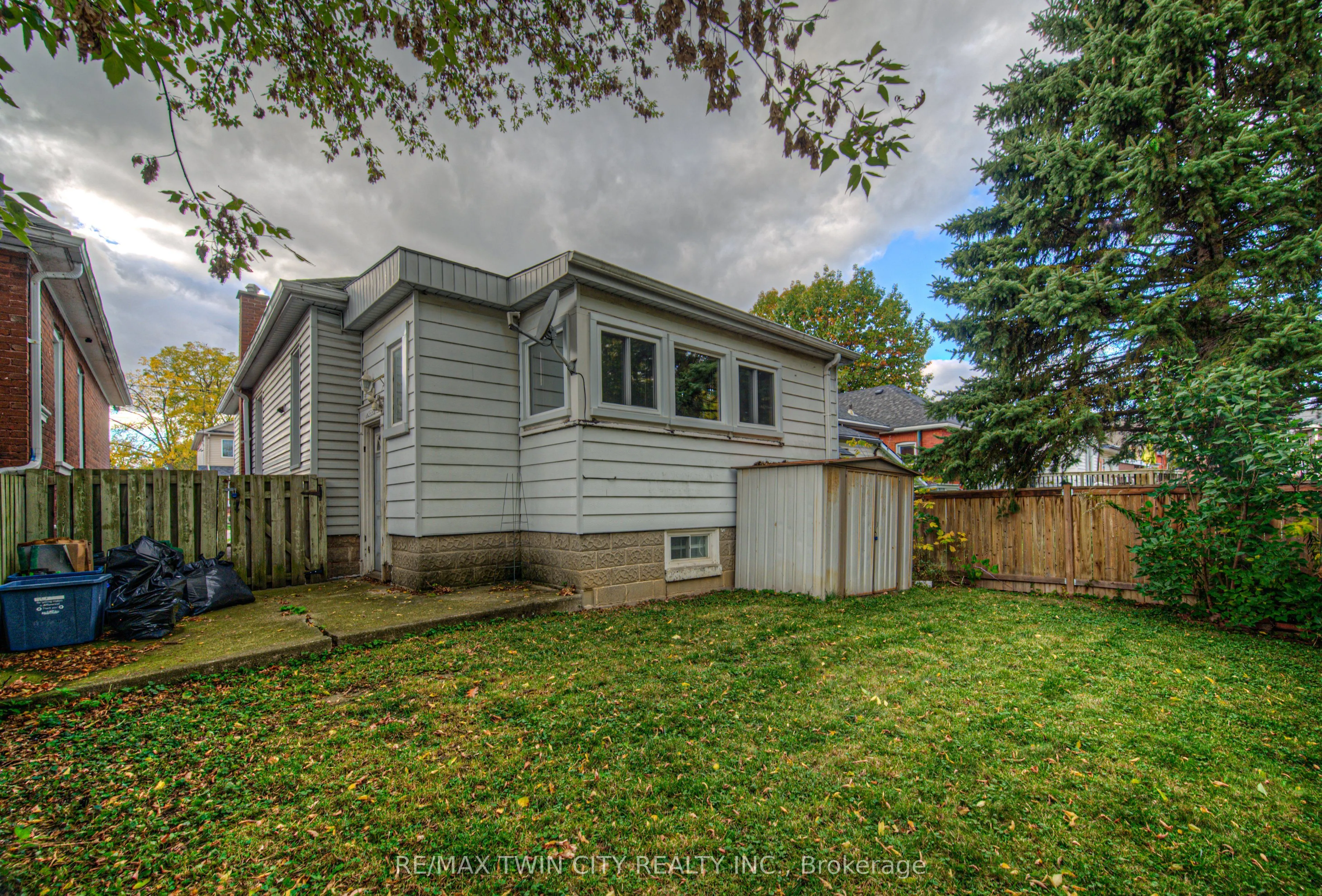 187 RAWDON Street